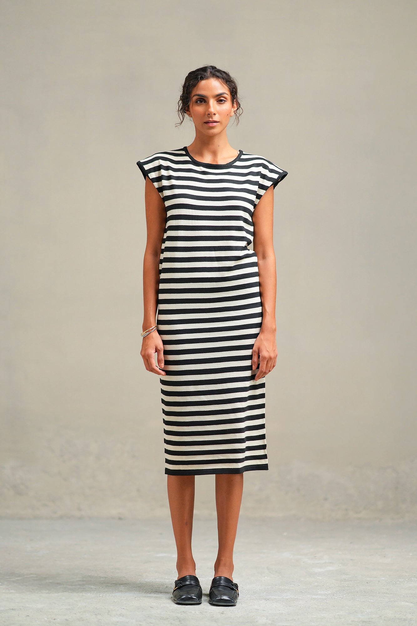 STRIPED DRESS (E2002/108/902)