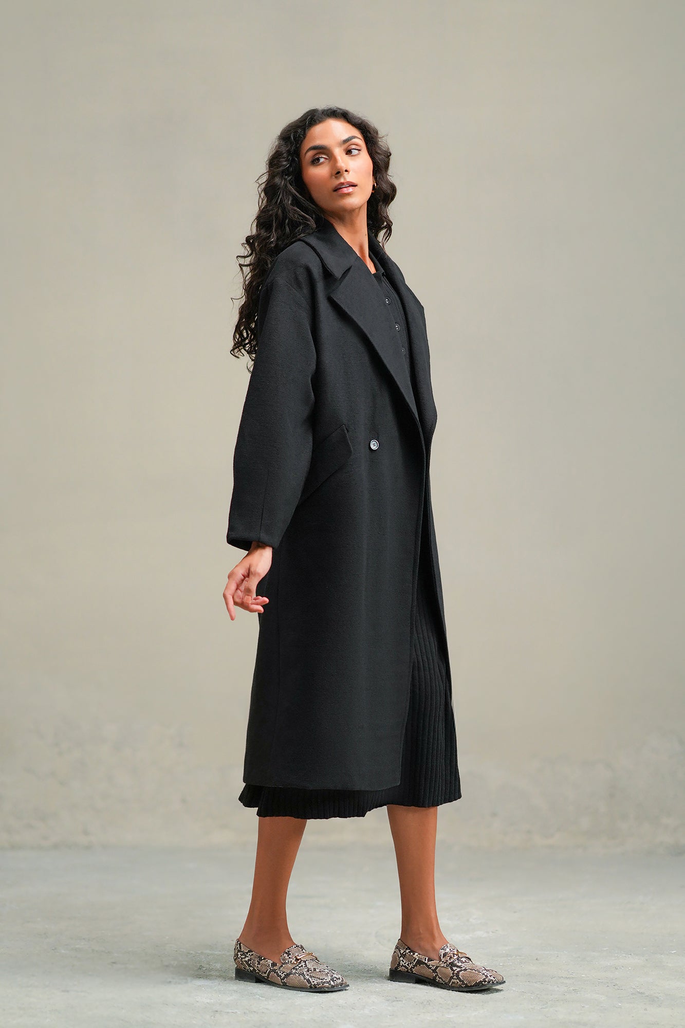 LONG COAT (E2010/108/902)