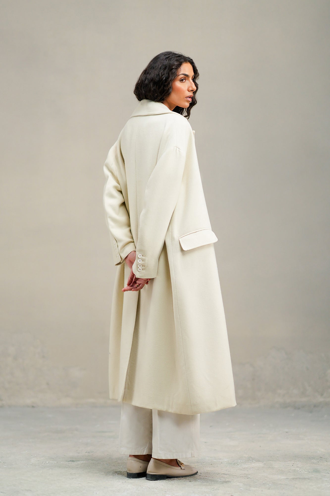 LONG COAT (E2012/108/002)