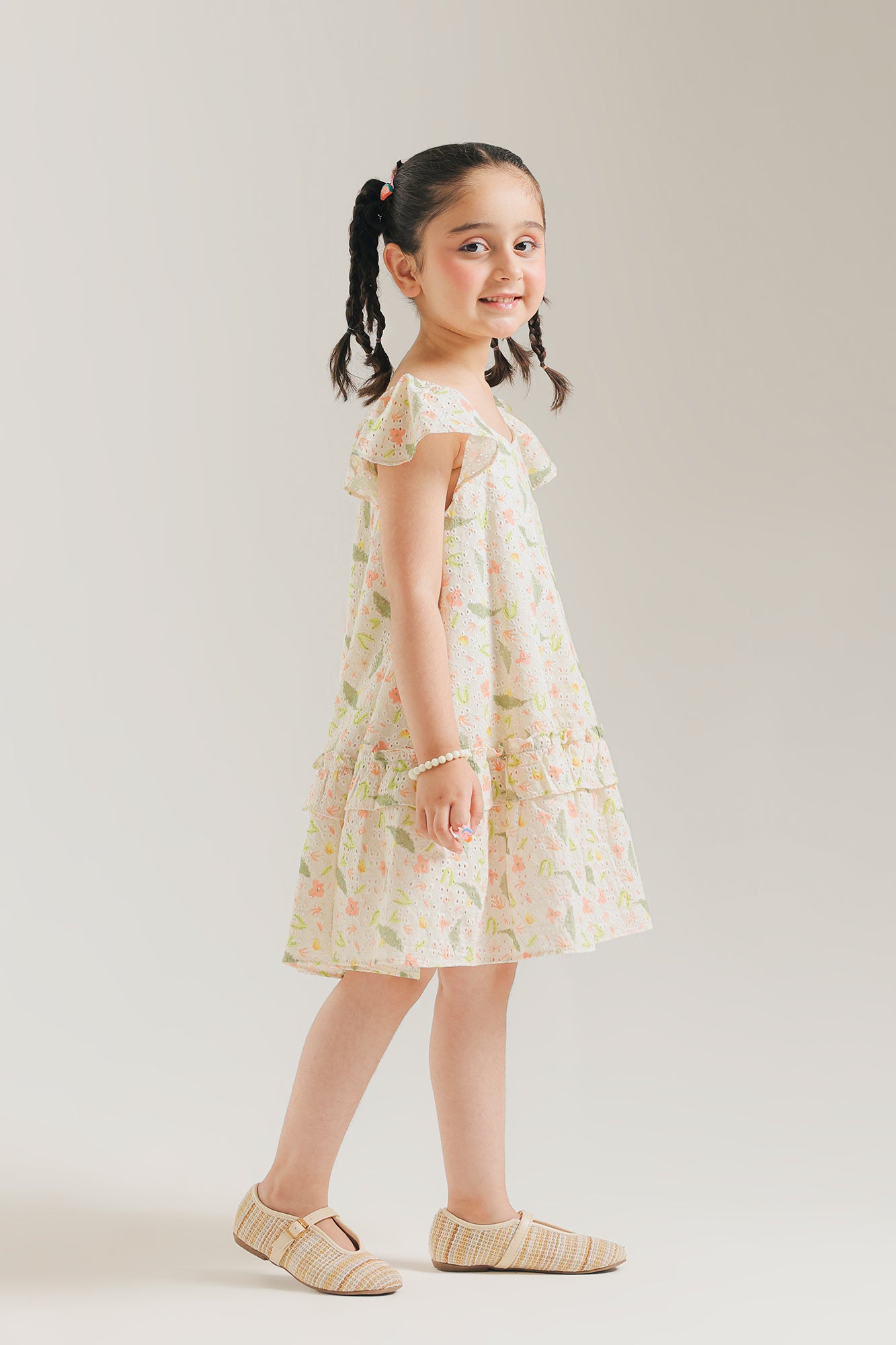 DRESS (E2035/301/002)