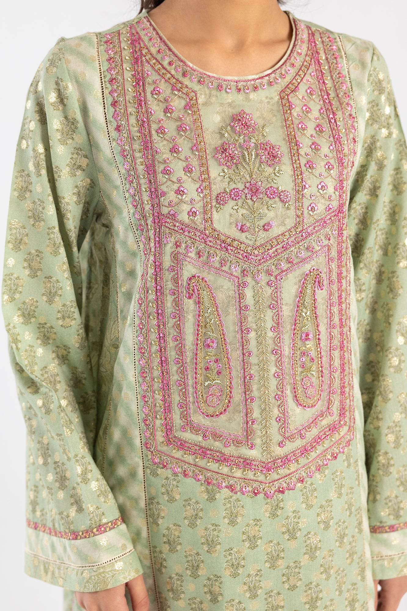 EMBROIDERED SUIT (E2043/103/709)