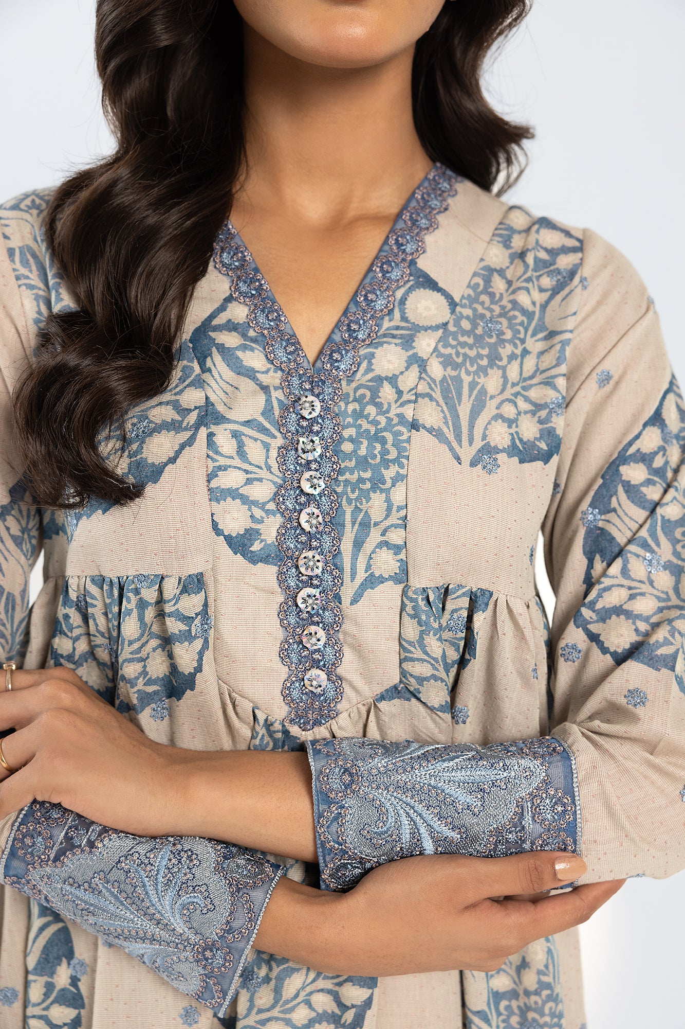 EMBROIDERED SHIRT (E2075/103/604)