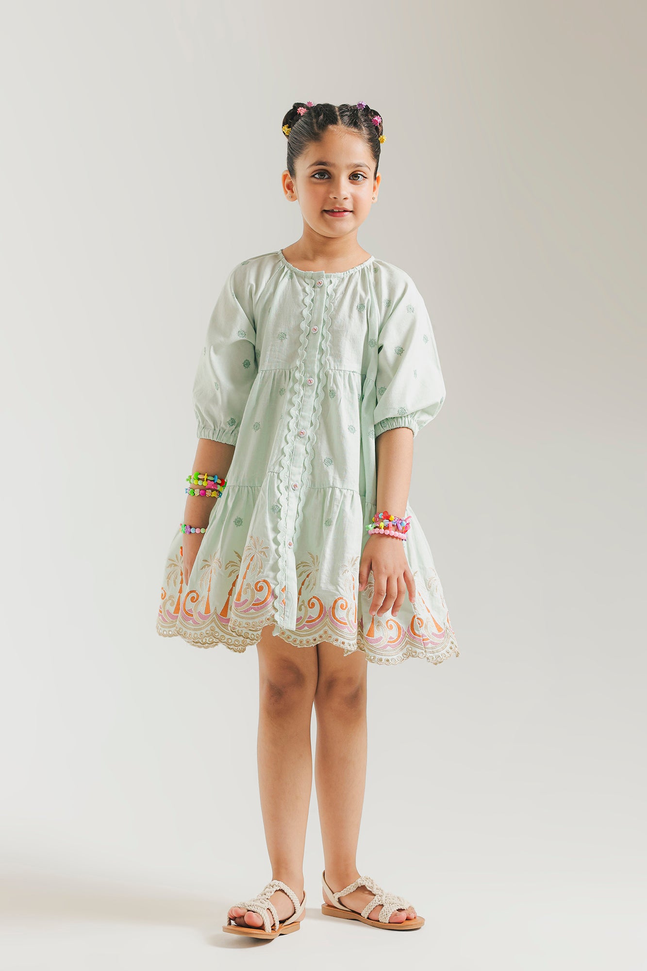 DRESS (E2144/301/127)