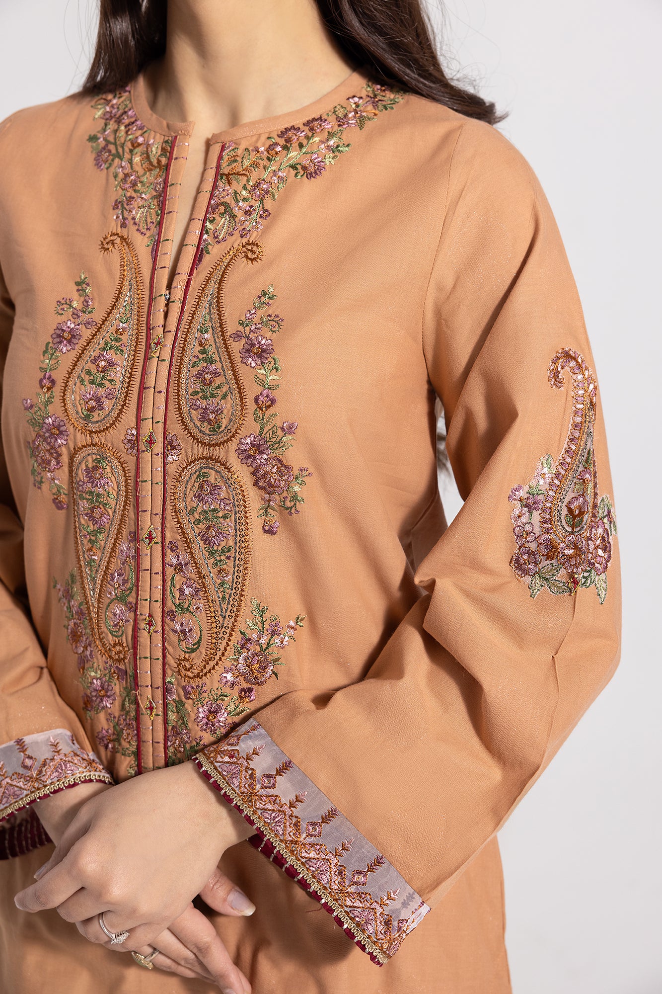 EMBROIDERED SUIT (E2180/103/207)