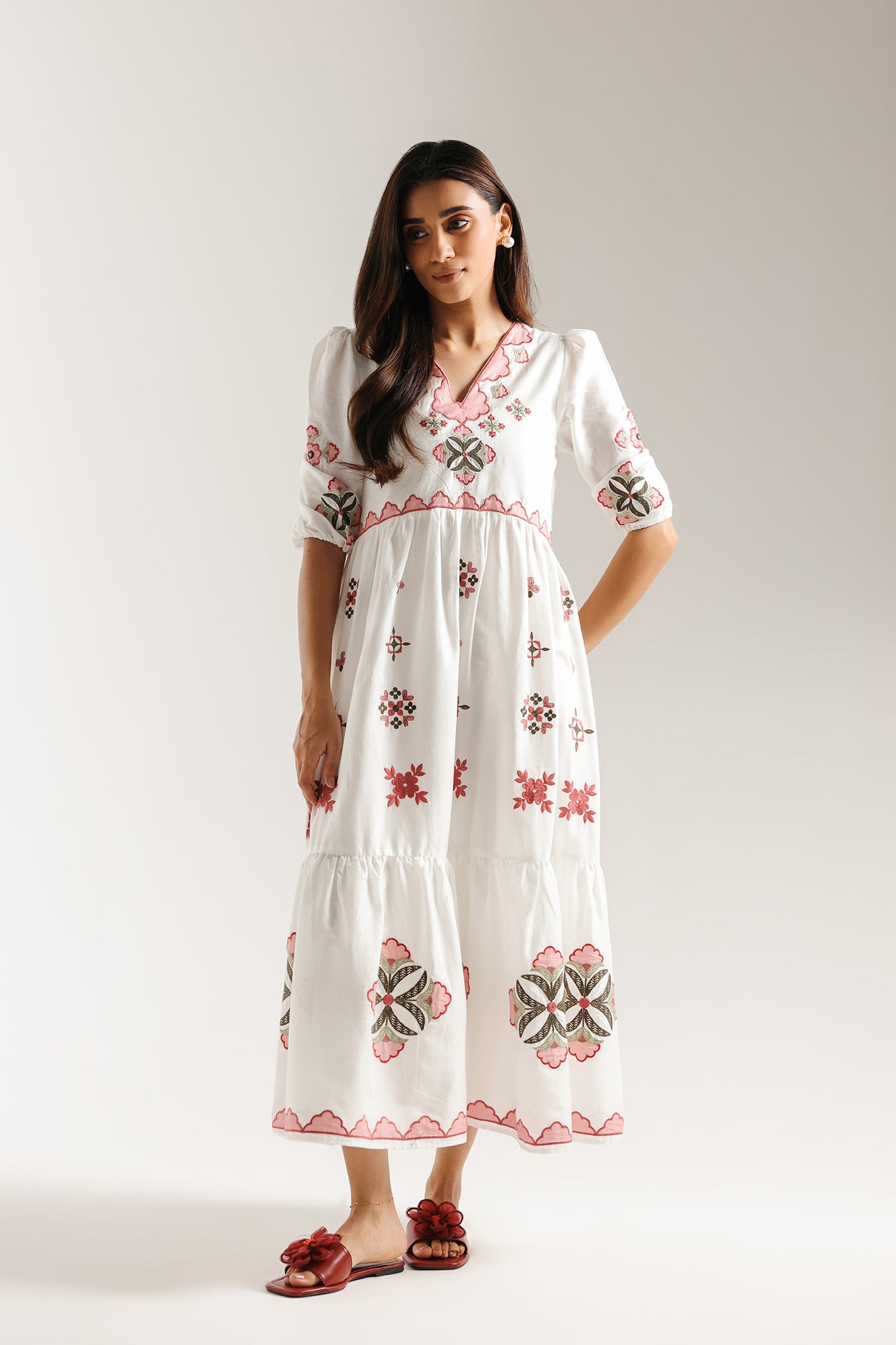 DRESS (E2292/108/001)
