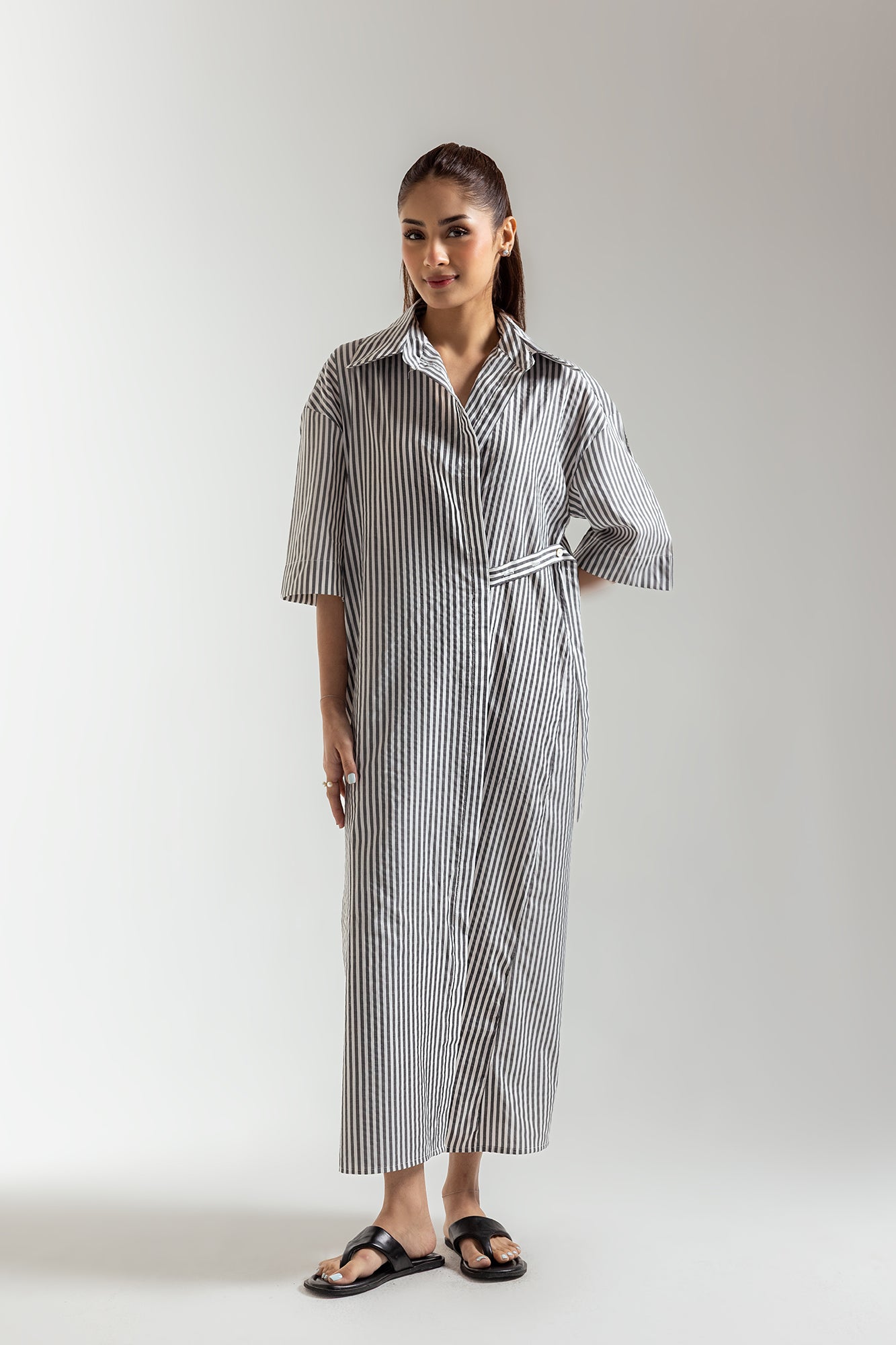 DRESS (E2298/108/002)