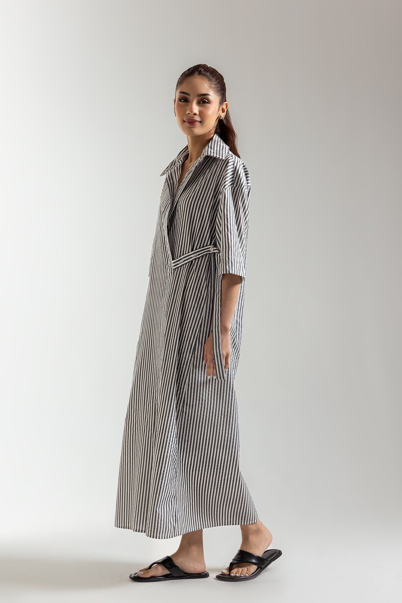 DRESS (E2298/108/002)