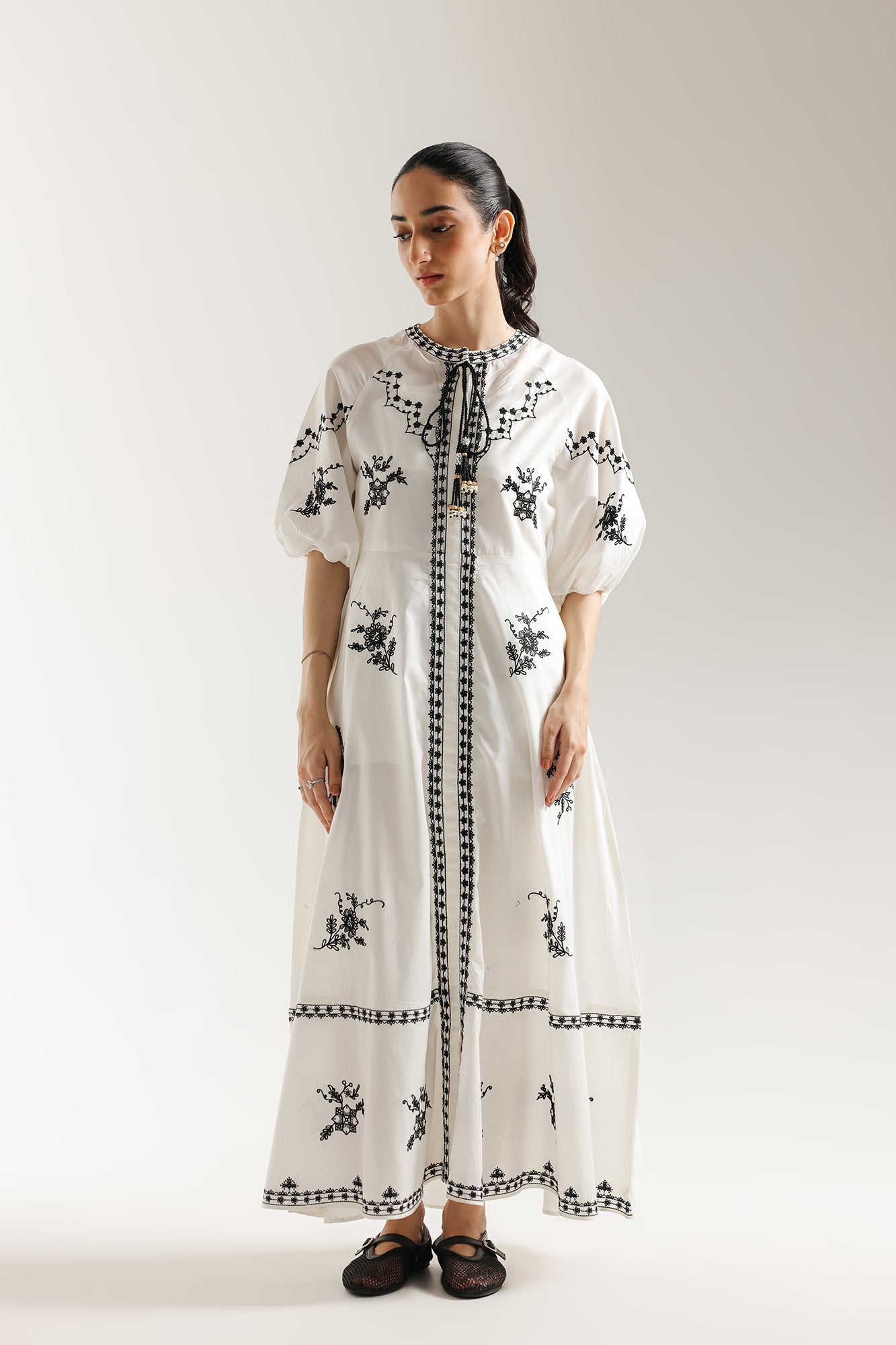 DRESS (E2306/108/001)