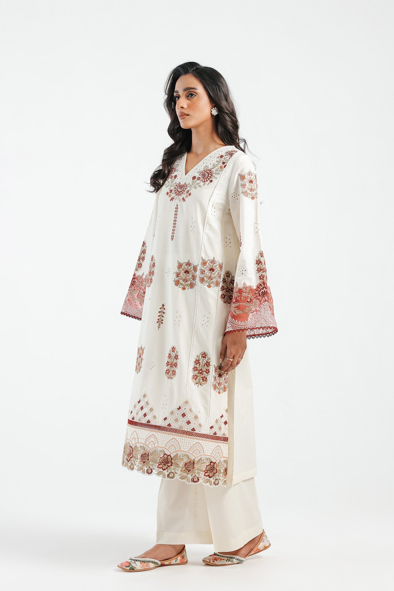 EMBROIDERED SUIT (E2349/103/002)