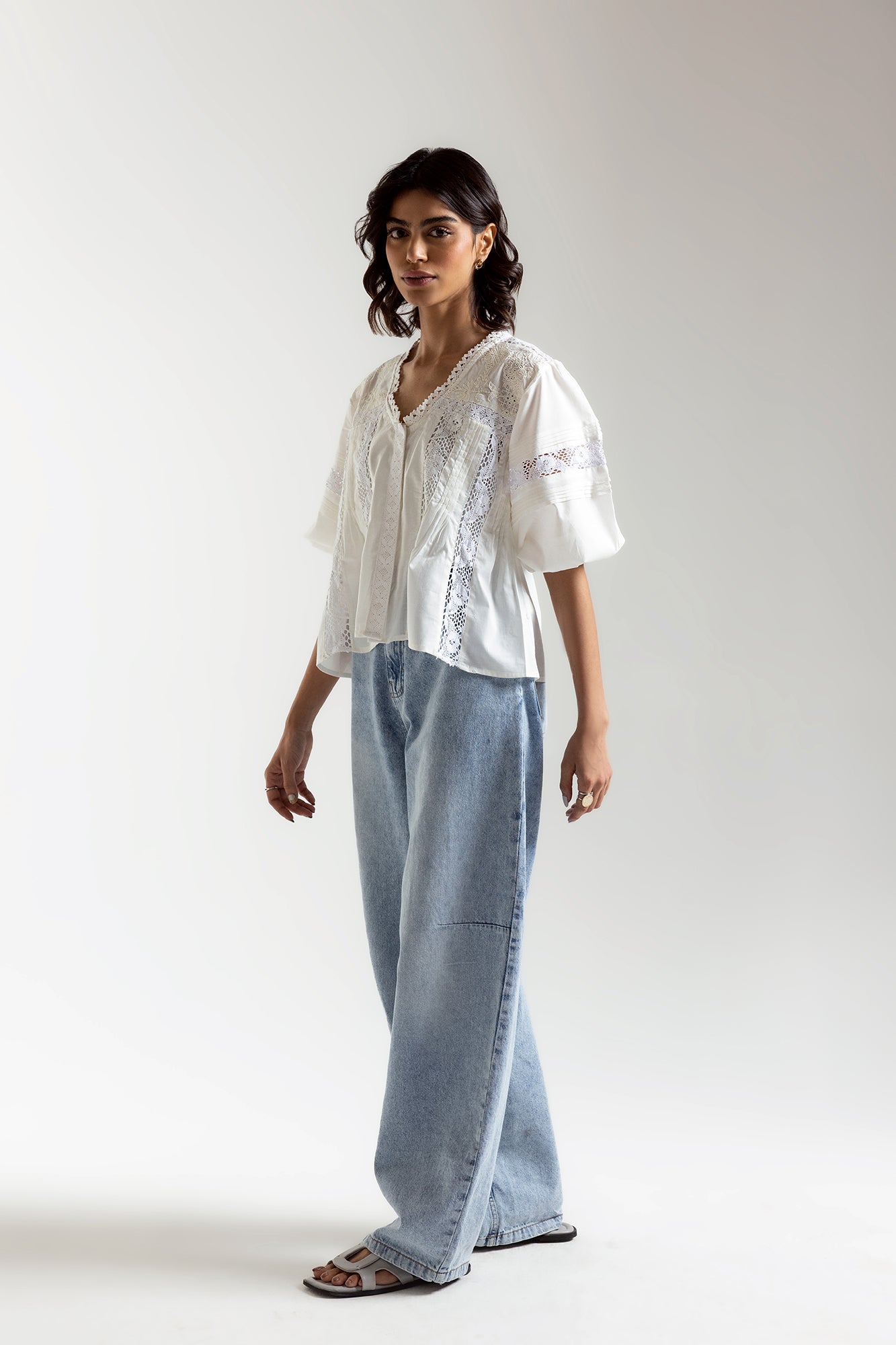 EMBROIDERED TOP (E2411/108/001)