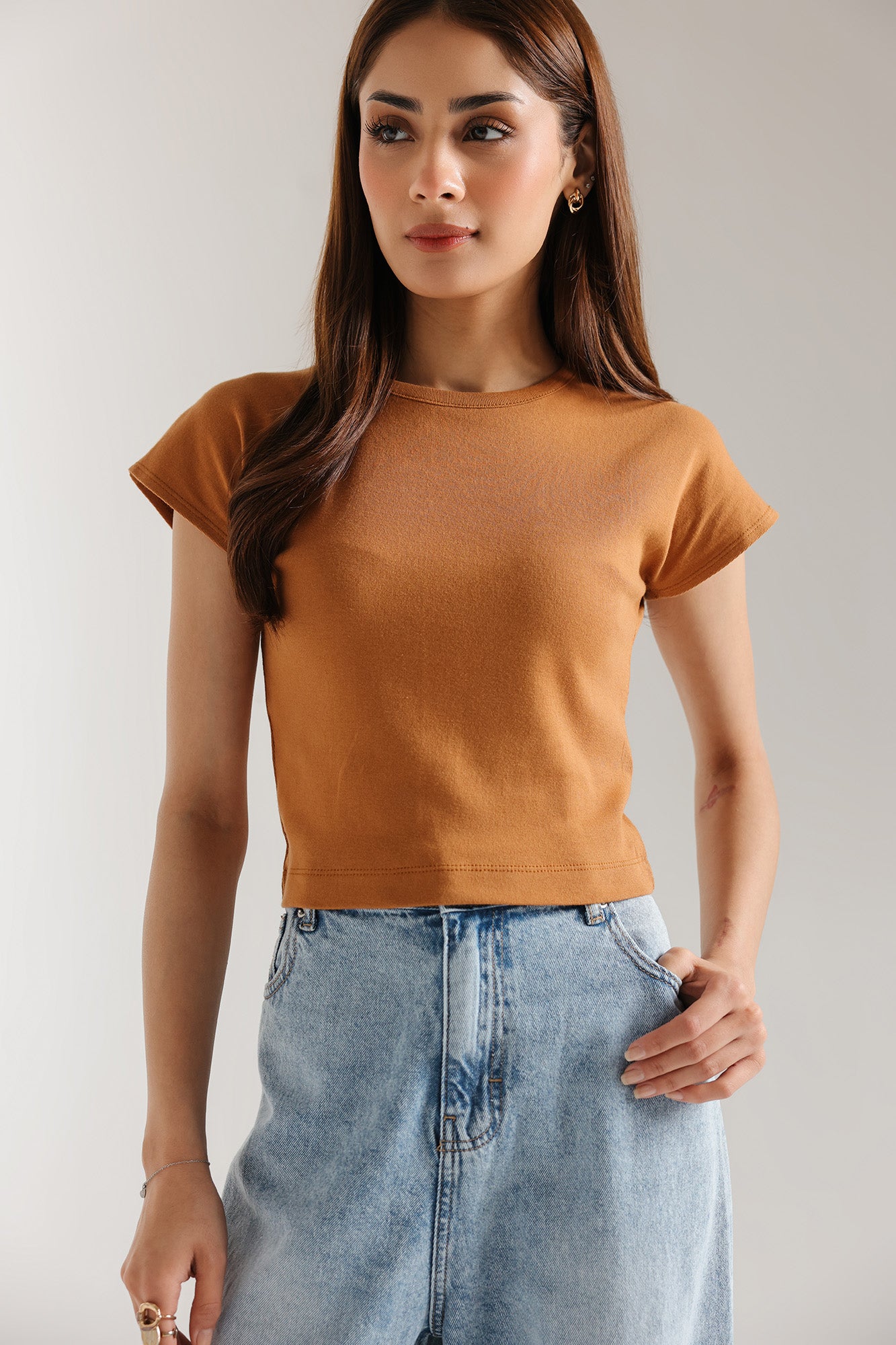 CROPPED TOP (E2449/108/218)