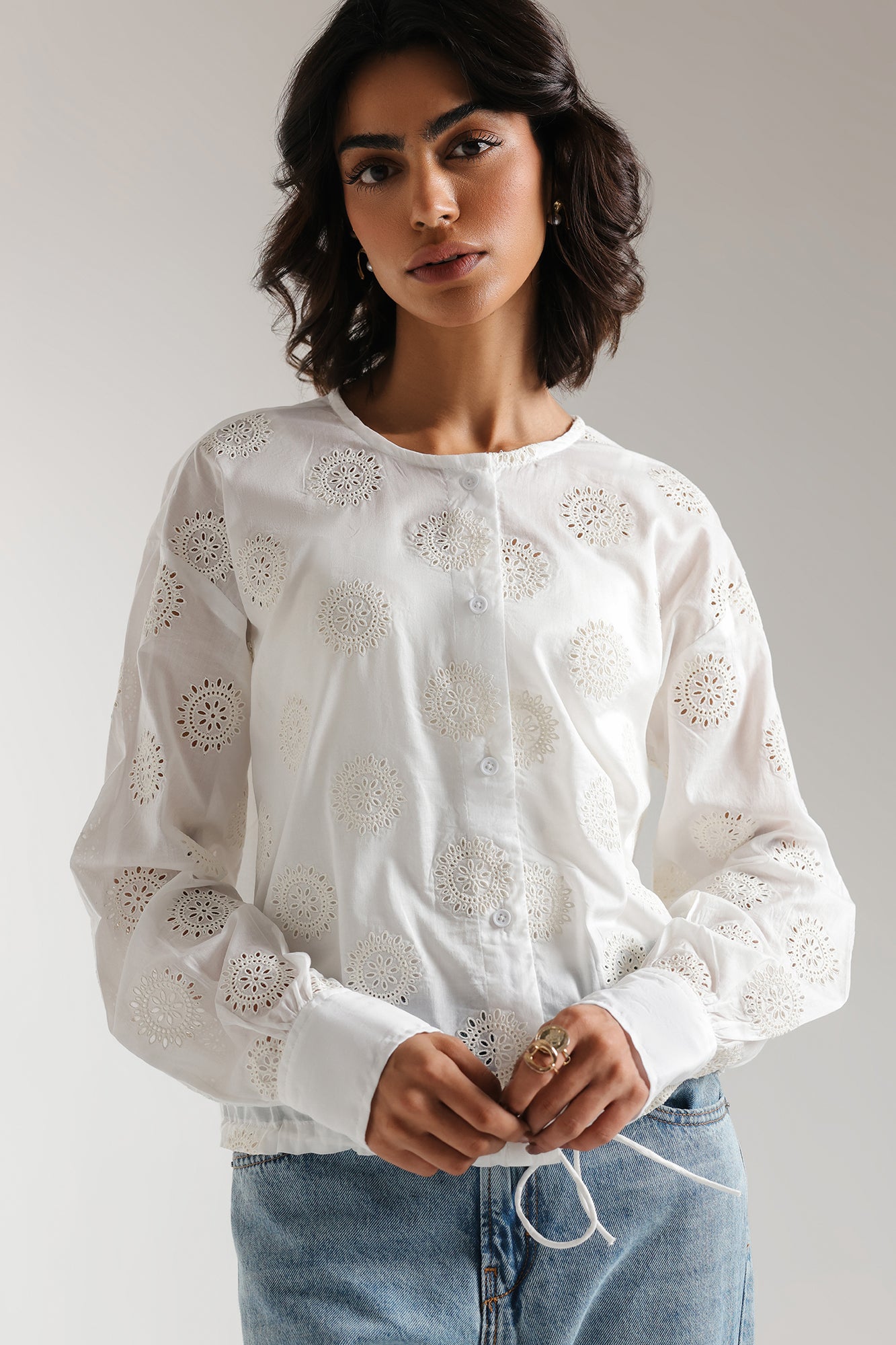 EMBROIDERED TOP (E2486/108/001)