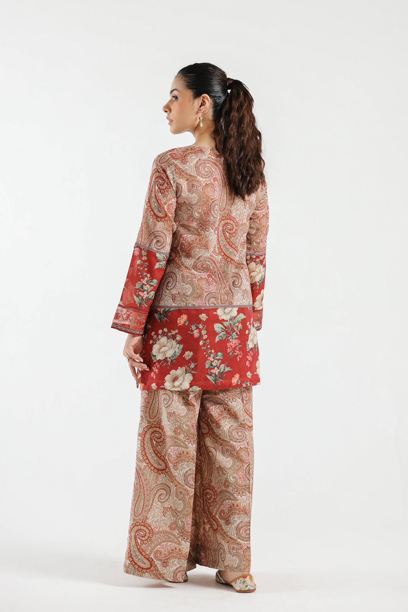 EMBROIDERED SUIT (E2533/103/002)