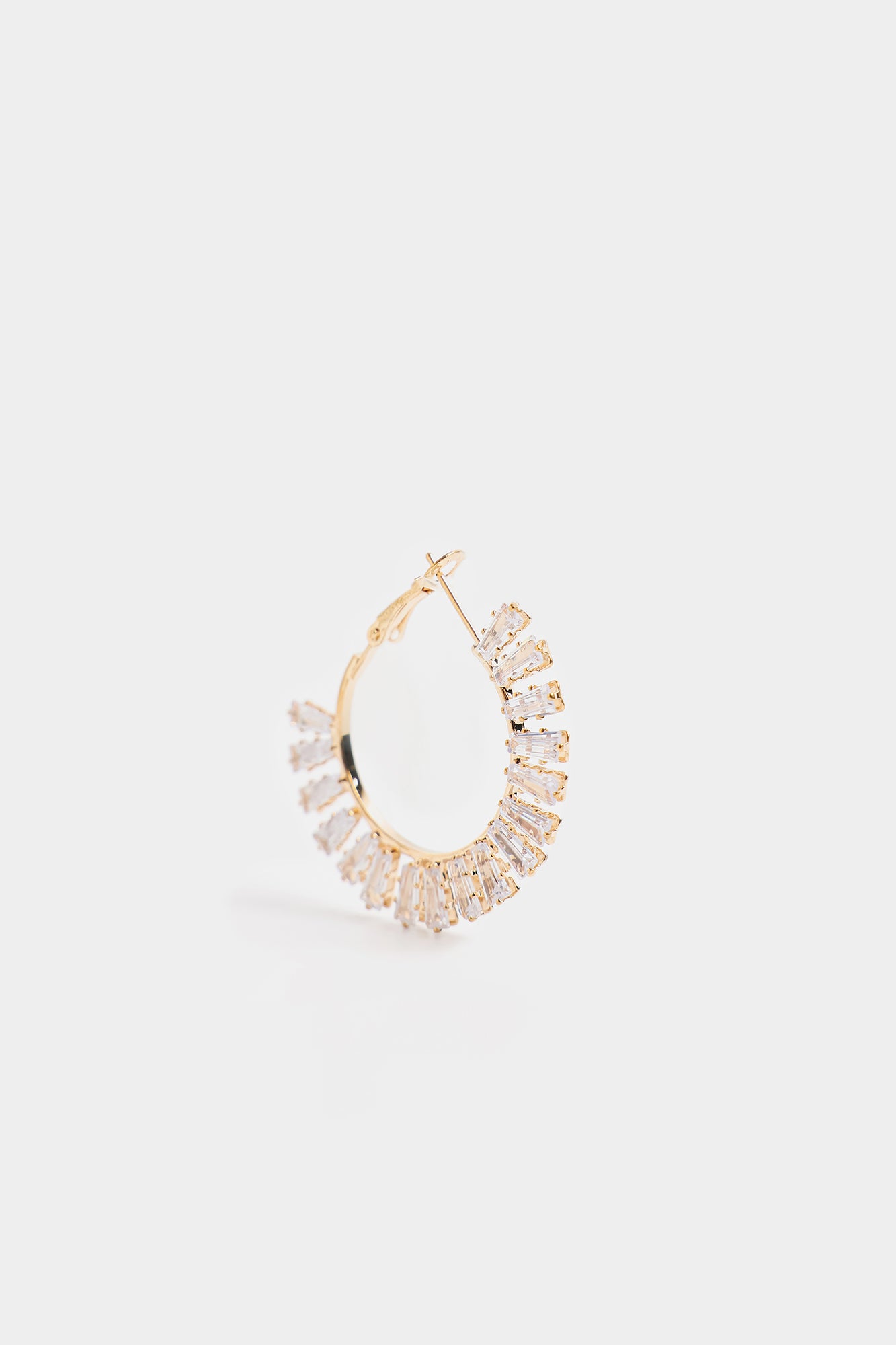 EARRINGS (E2697/110/131)