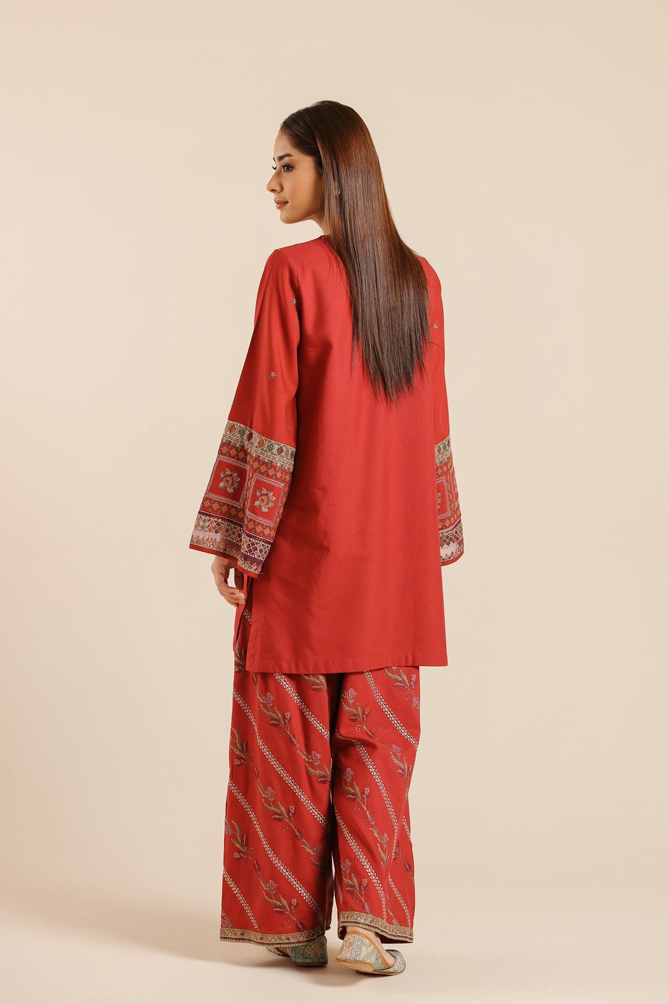 EMBROIDERED SUIT (E2702/103/415)