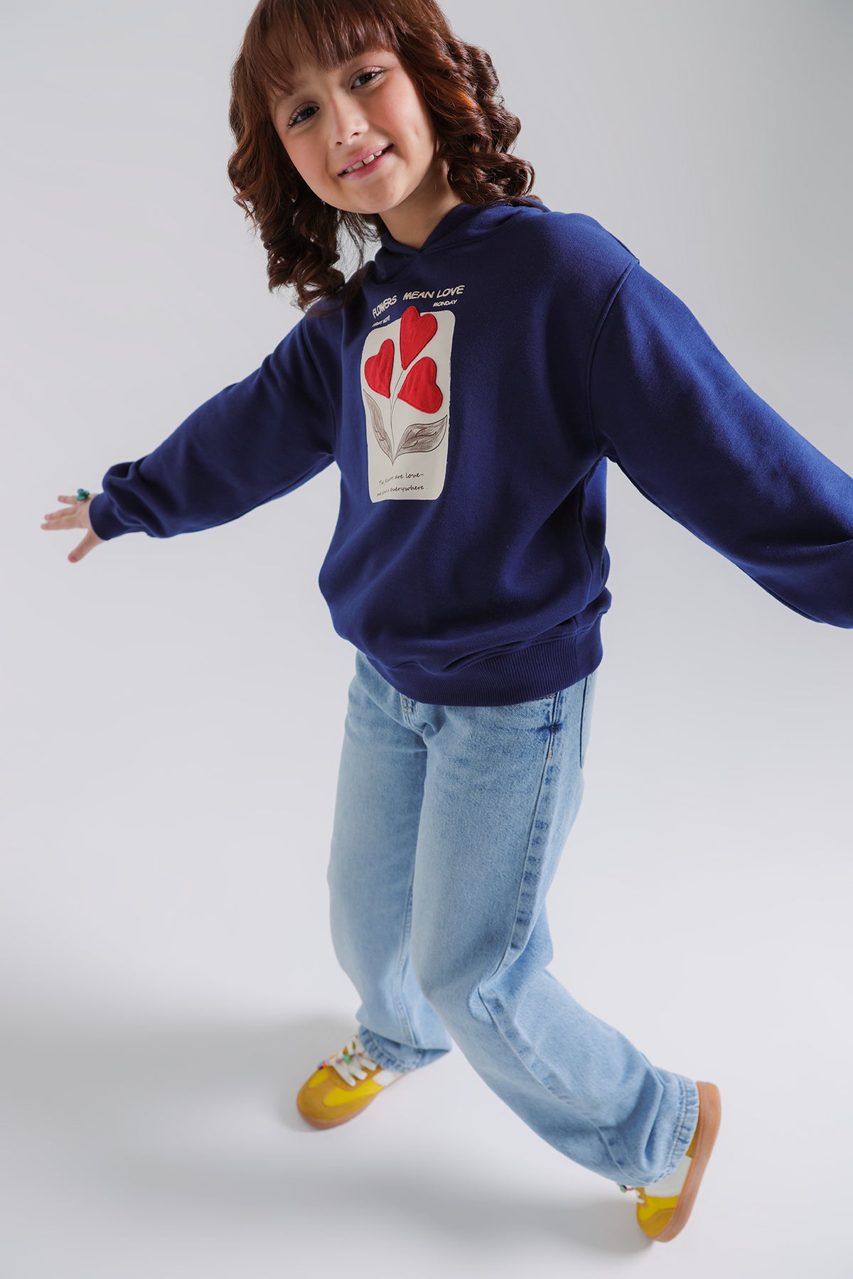 HOODIE (E2735-401-621)