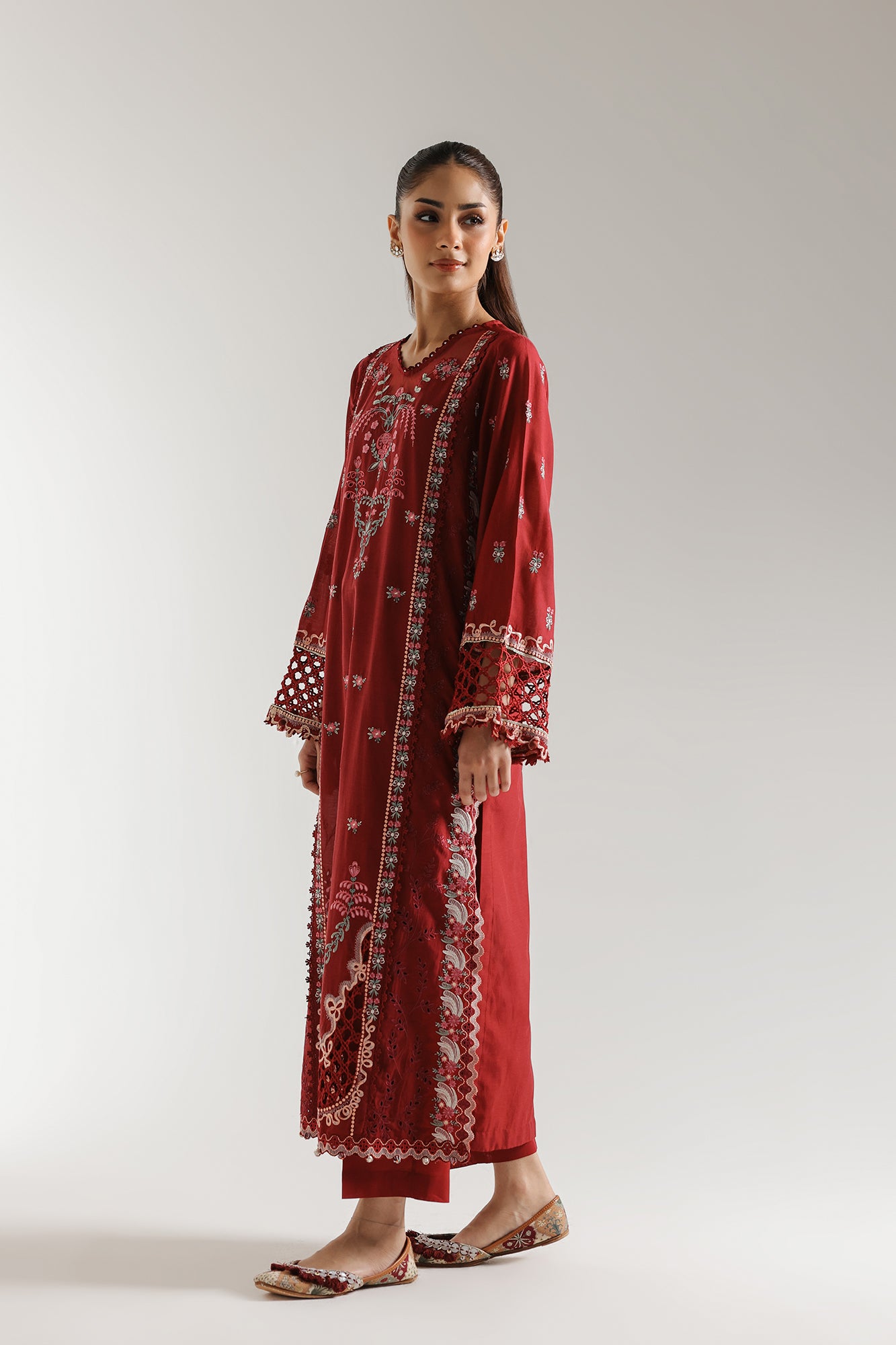 EMBROIDERED SUIT (E3040/103/402)