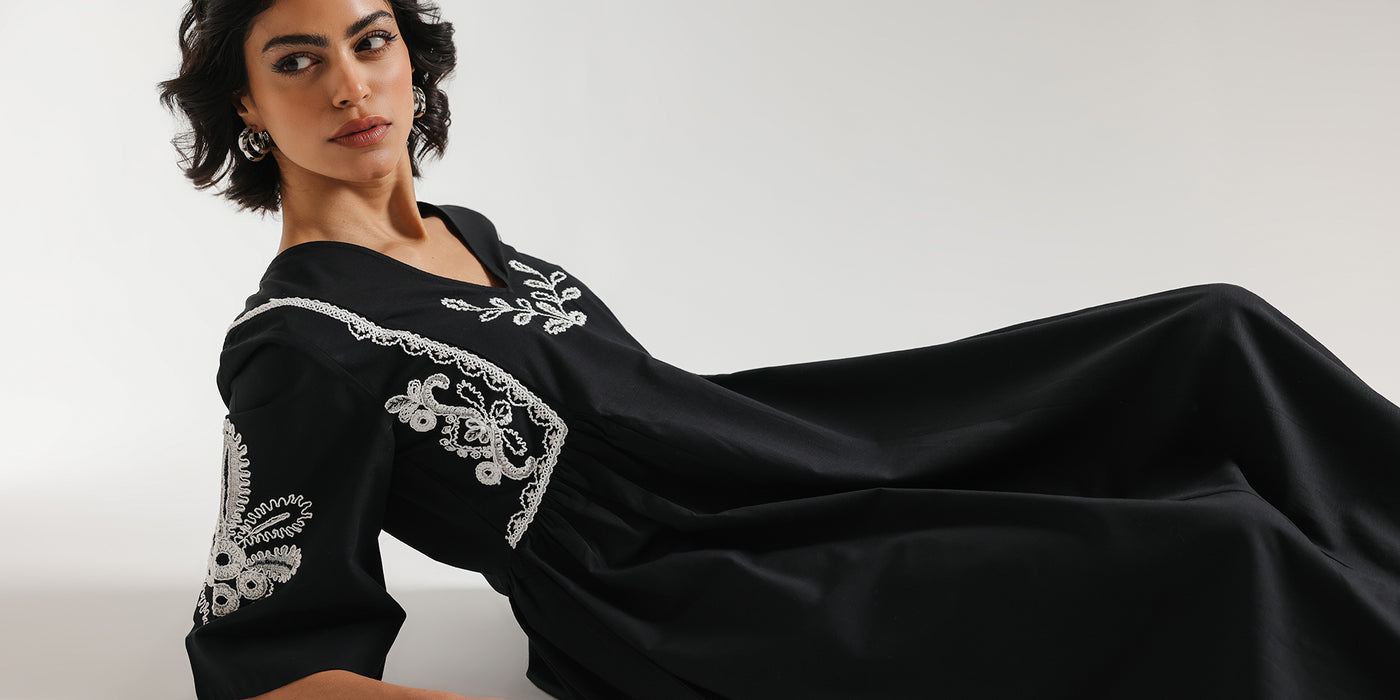 DRESS (E3079/108/902)