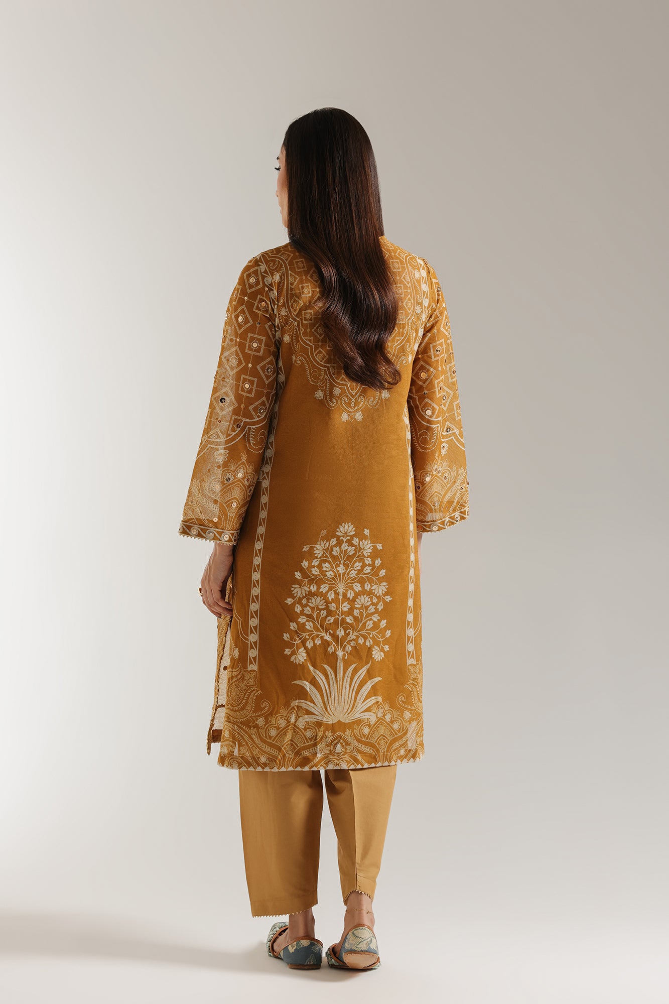 EMBROIDERED SUIT (E3080/103/104)