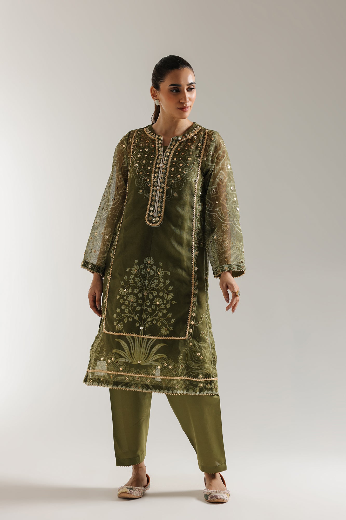 EMBROIDERED SUIT (E3080/103/120)