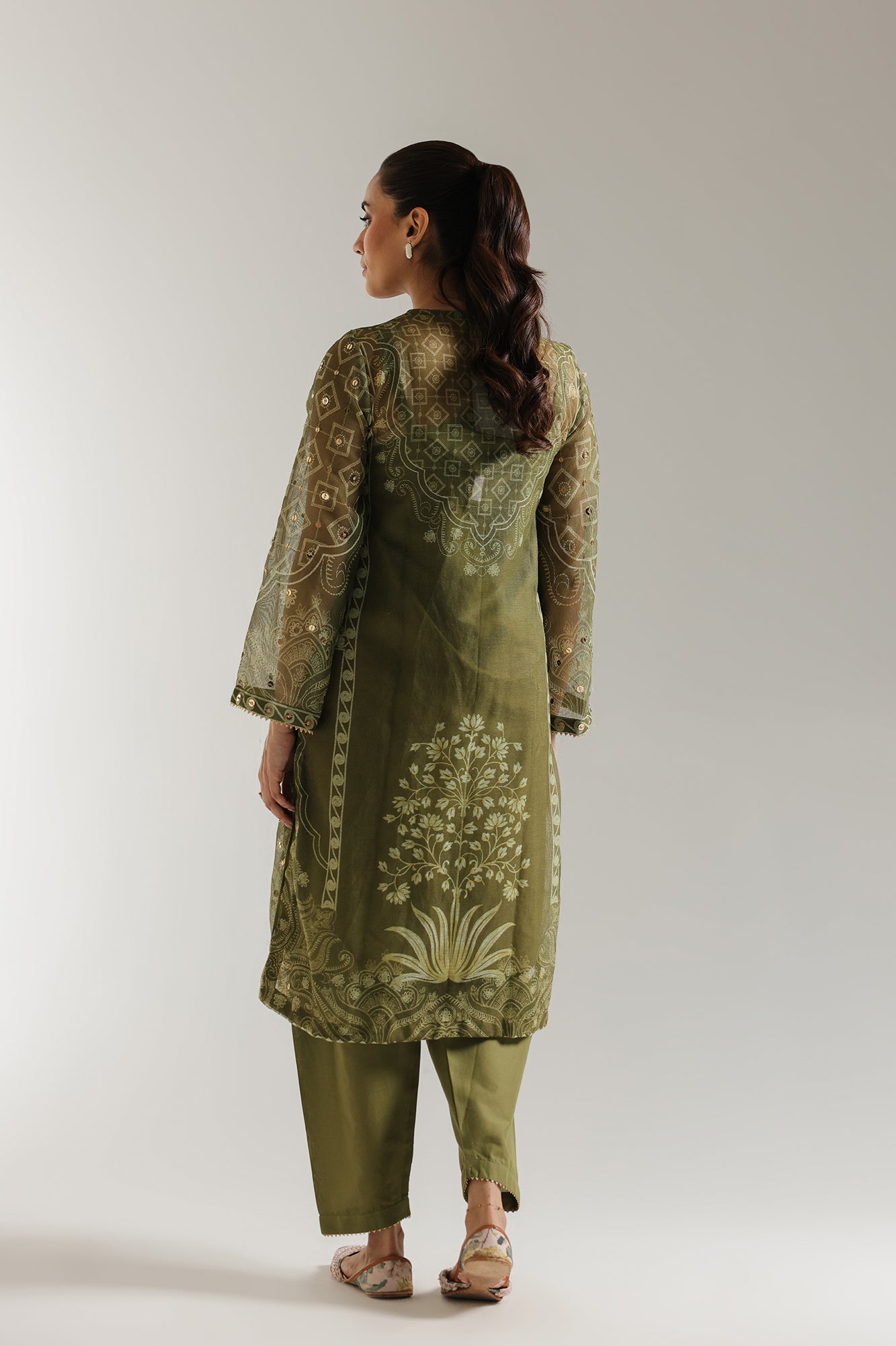 EMBROIDERED SUIT (E3080/103/120)
