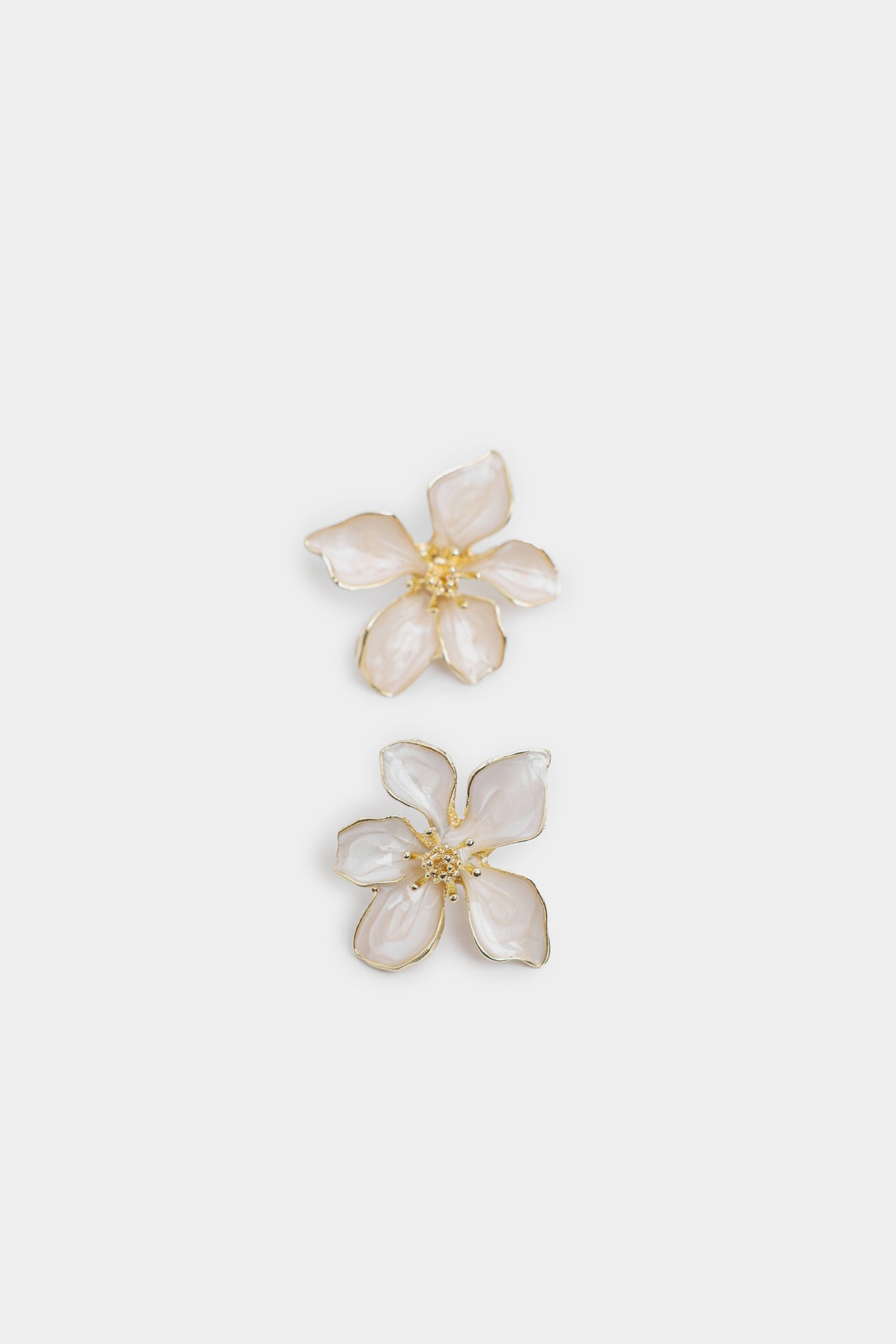 EARRINGS (E3108-111-005)