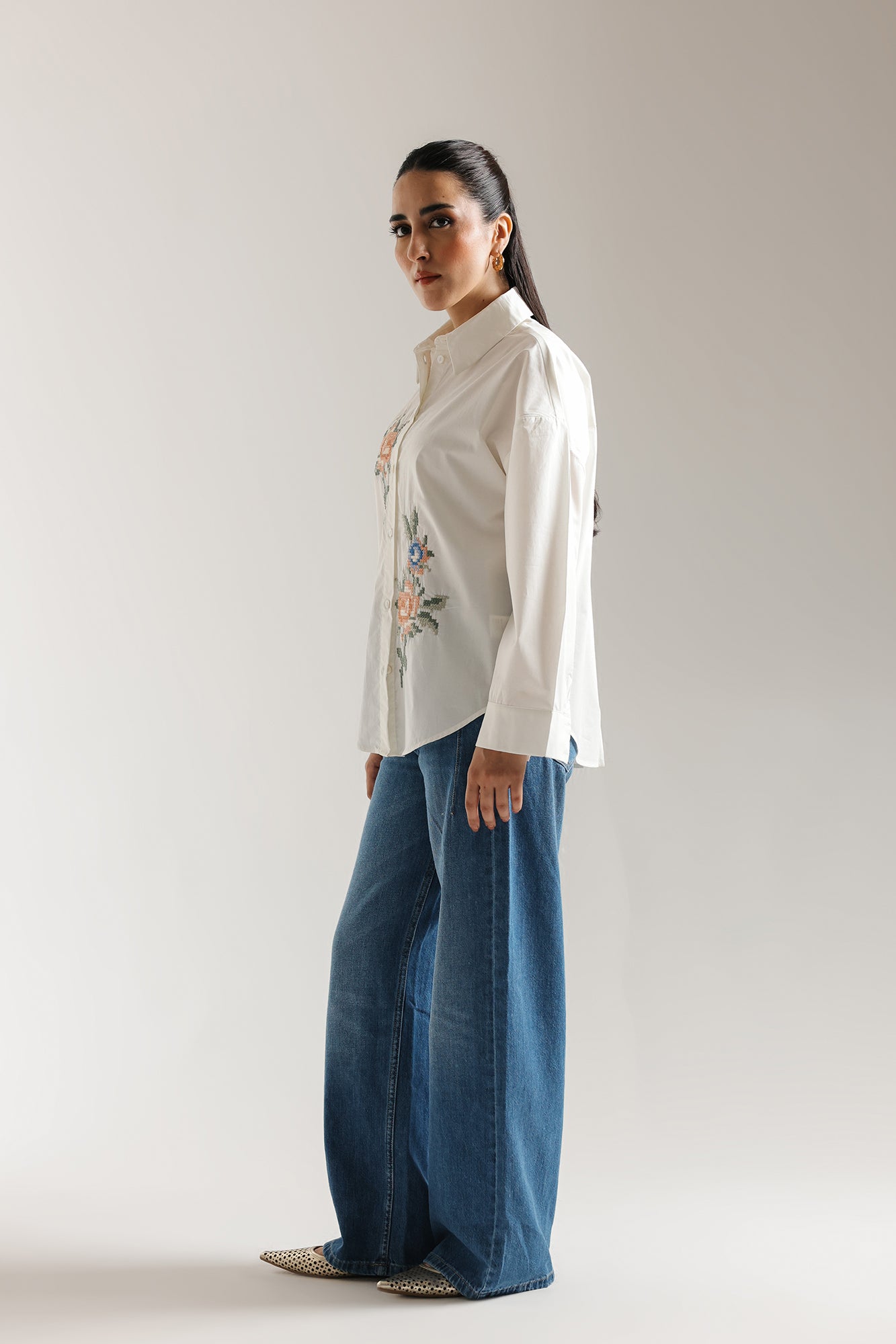 SUIT (E3125/108/001)