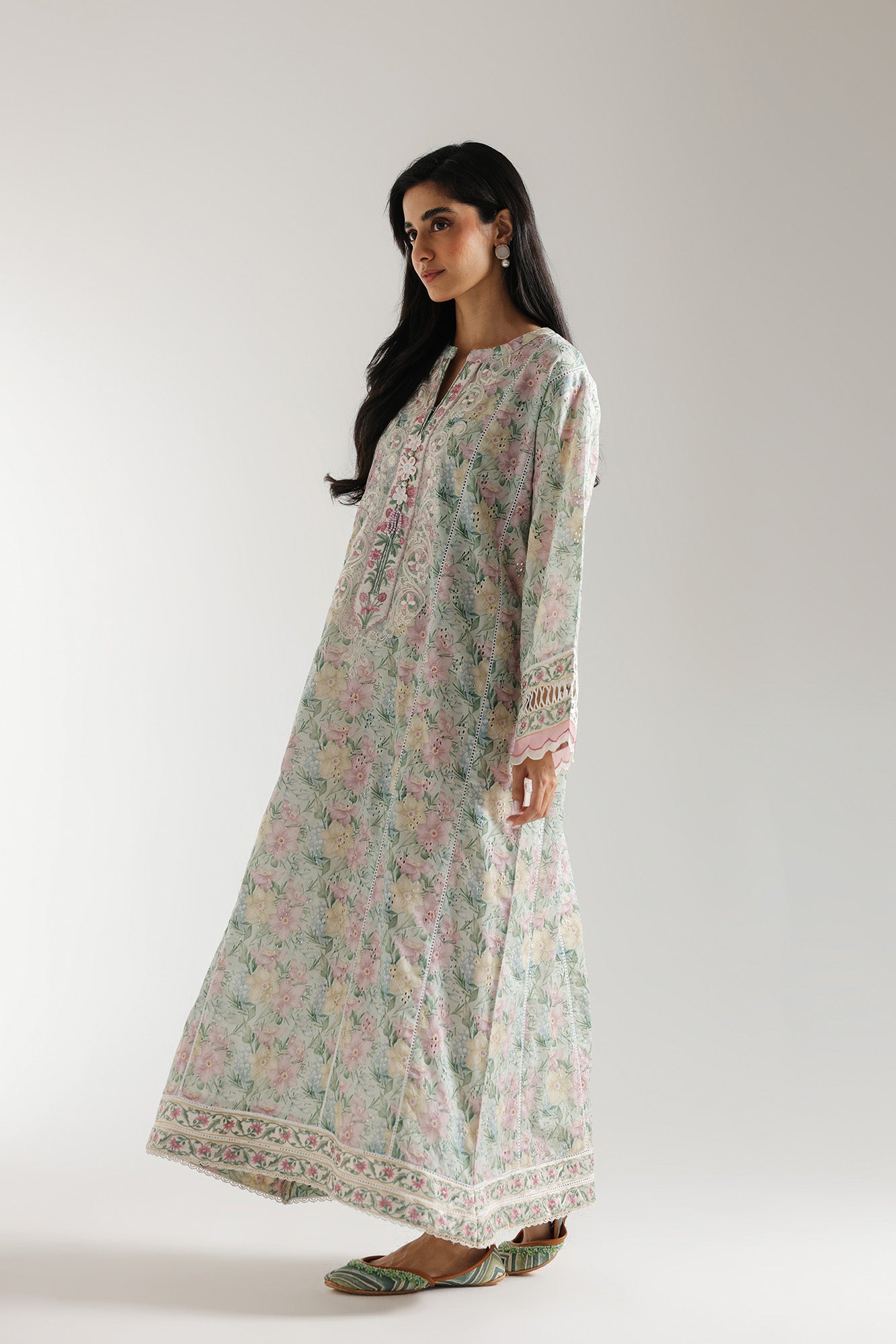 EMBROIDERED SHIRT (E3174/103/130)