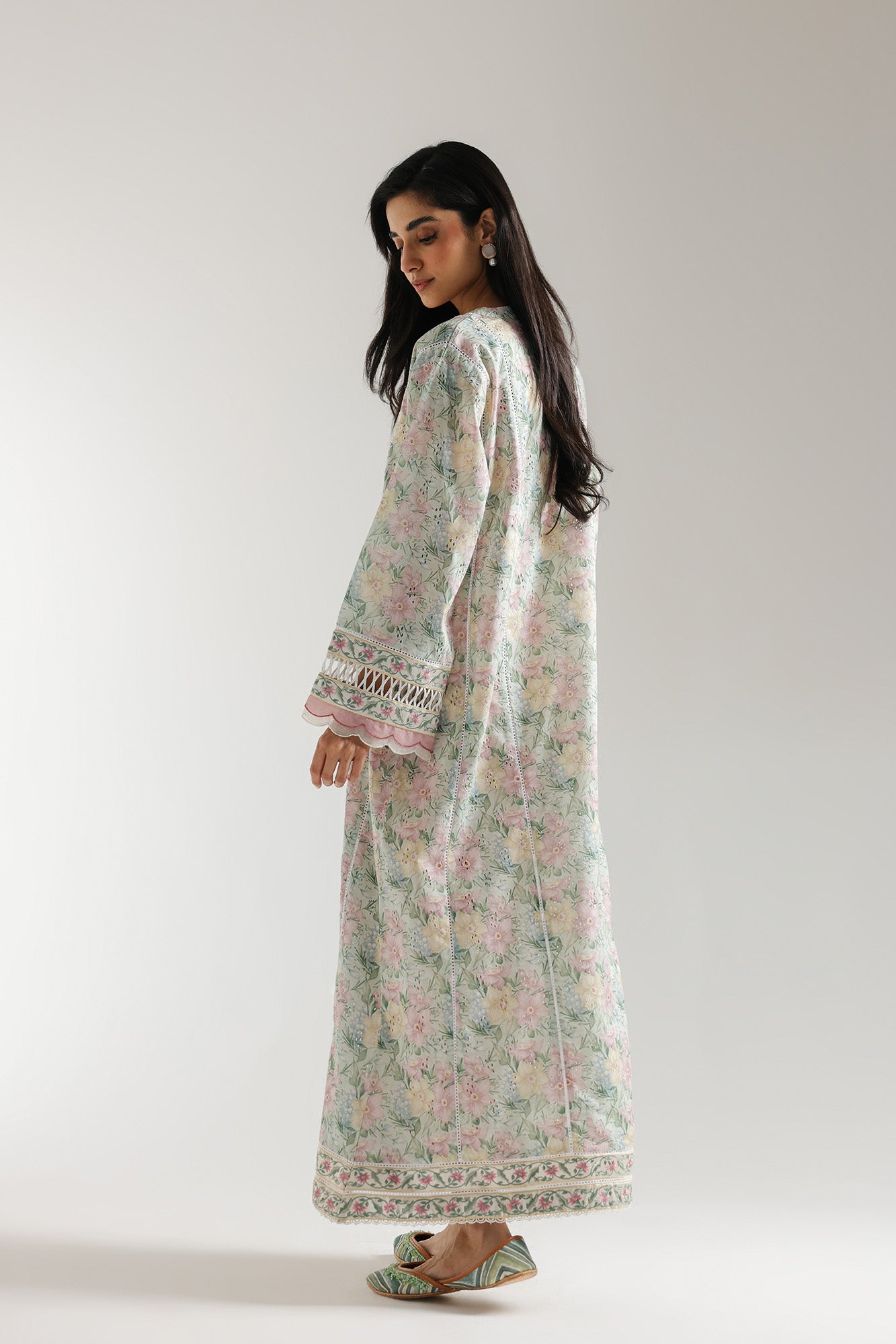 EMBROIDERED SHIRT (E3174/103/130)