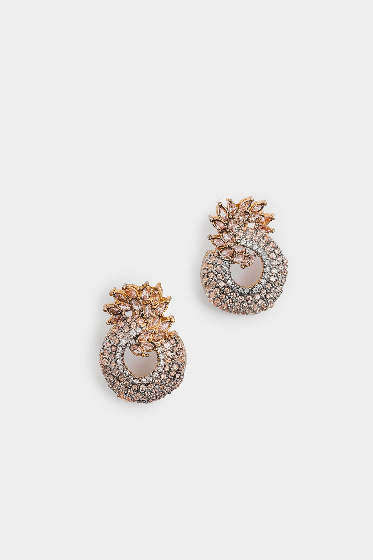 EARRINGS (E3176-111-131)