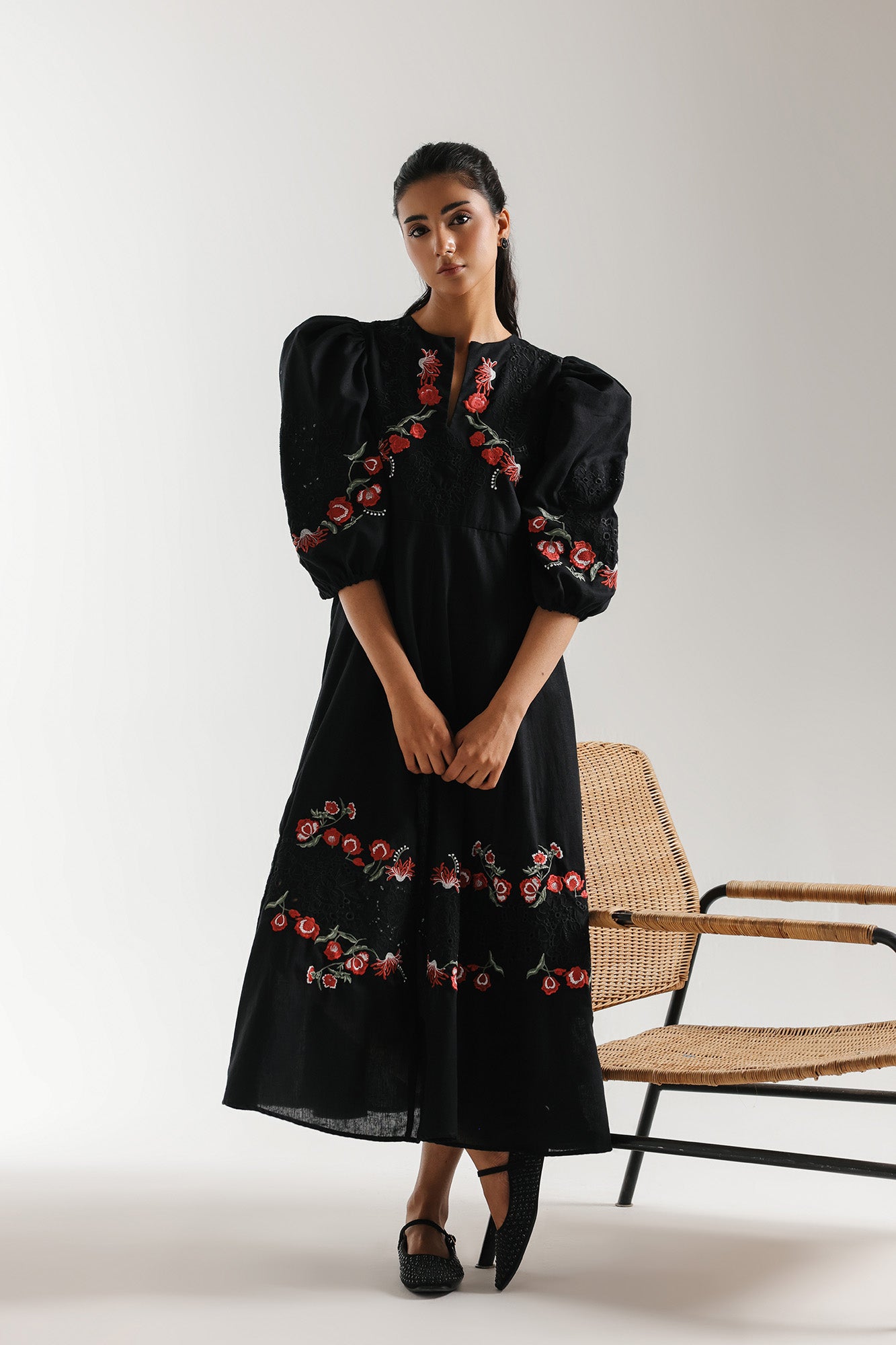 DRESS (E3191/108/902)