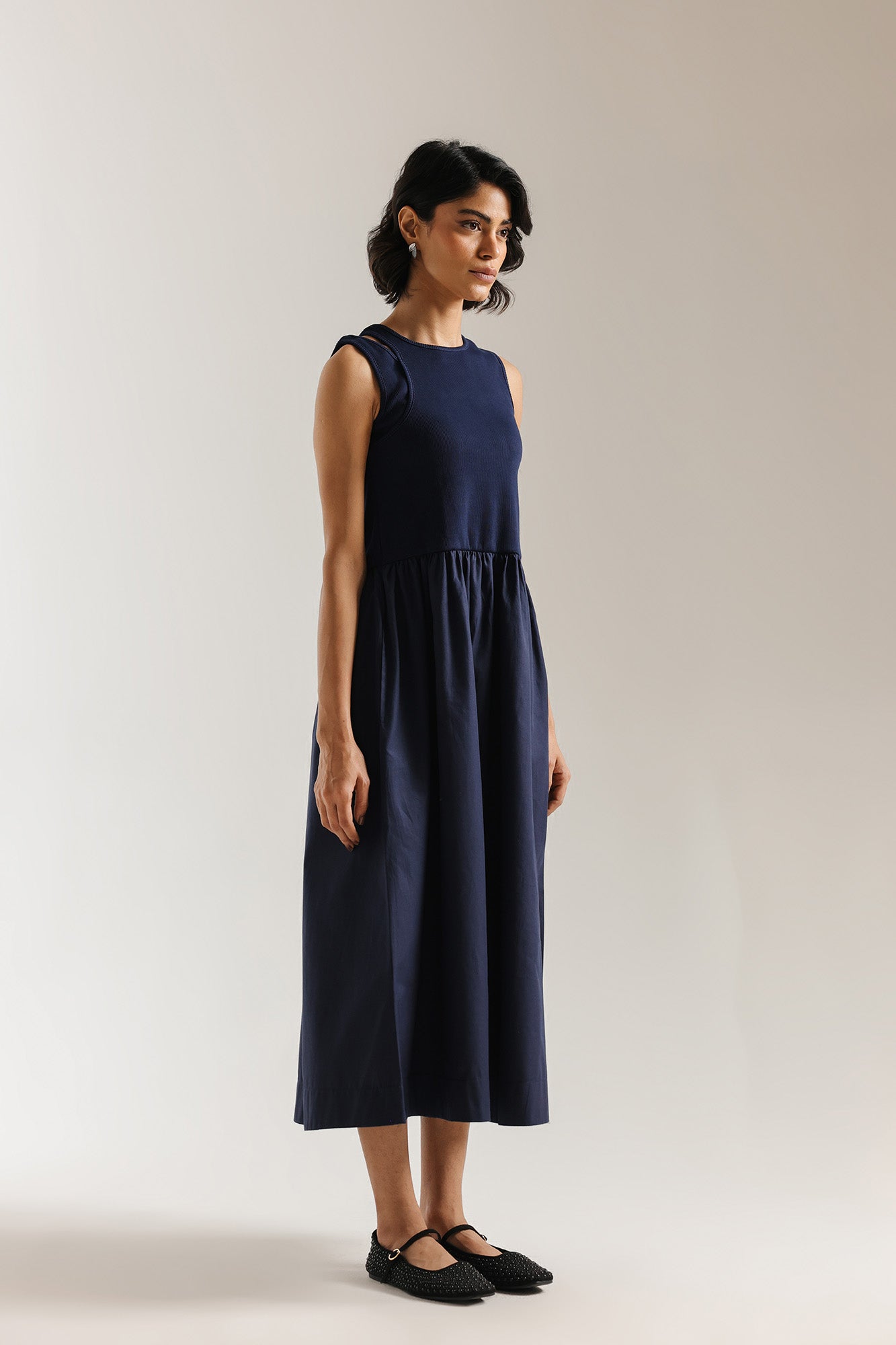 DRESS (E3196/108/619)