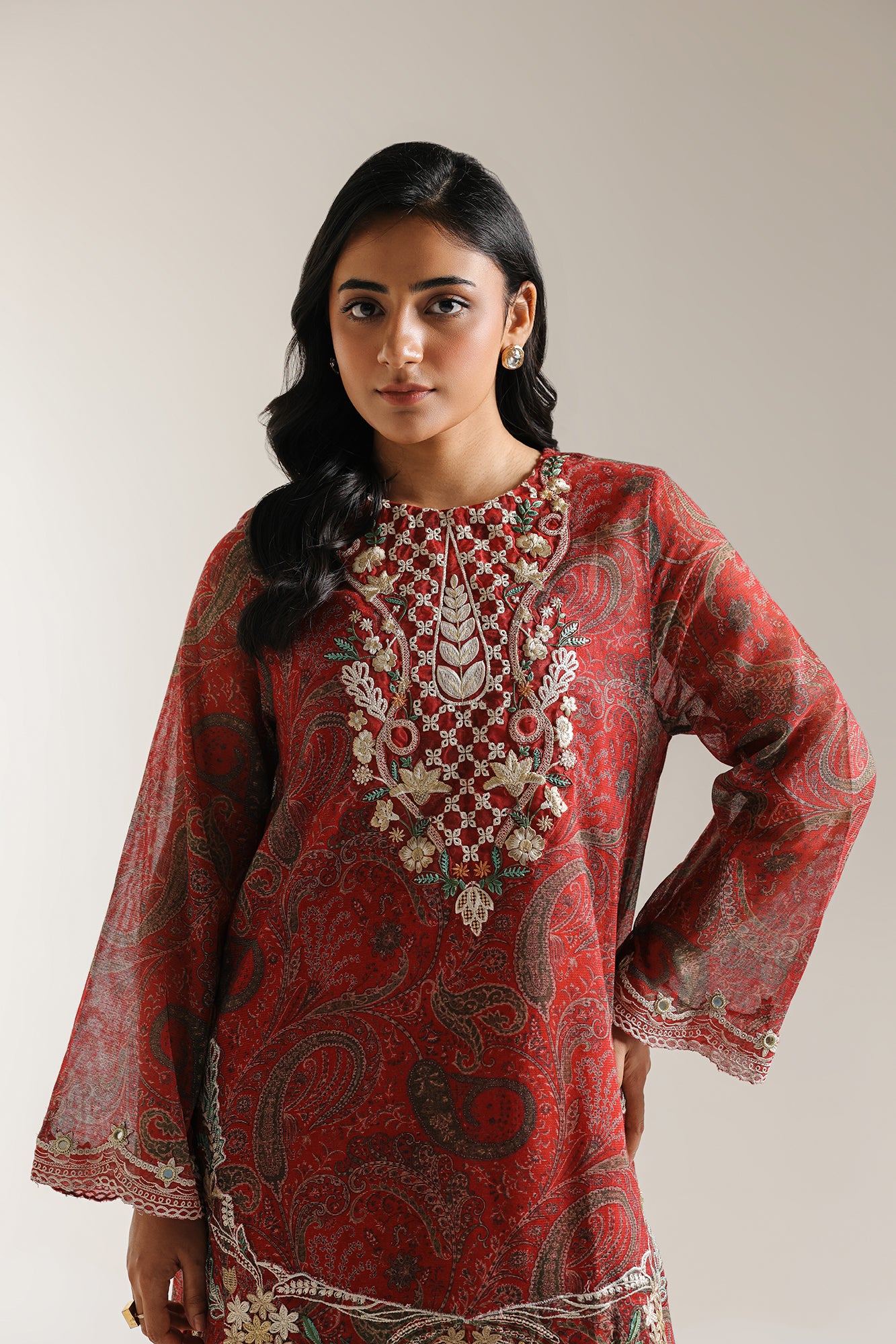 EMBROIDERED SUIT (E3197/103/416)