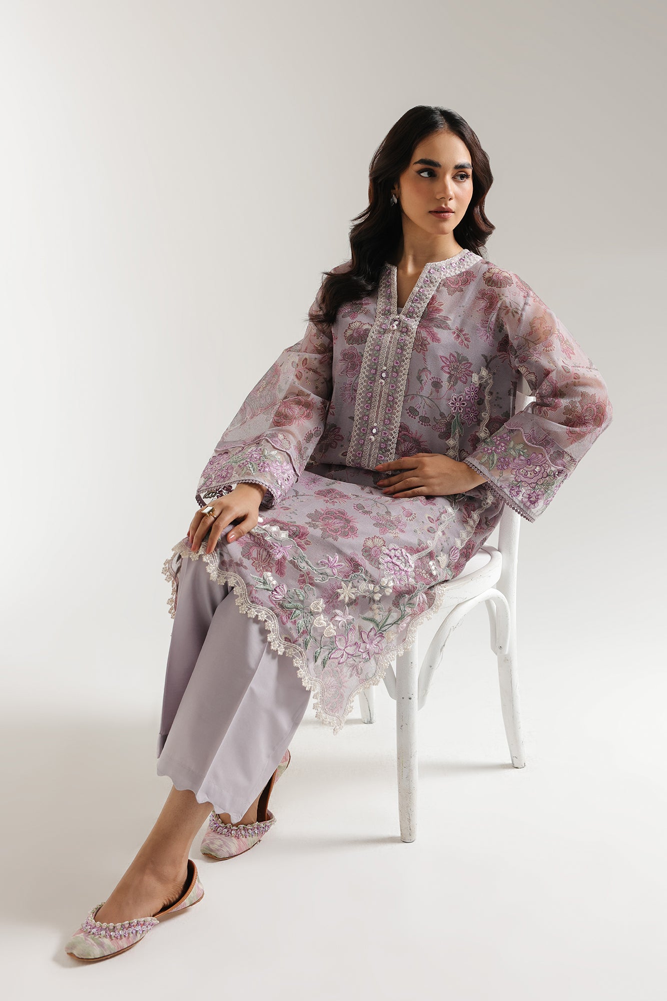 EMBROIDERED SUIT (E3200/103/514)