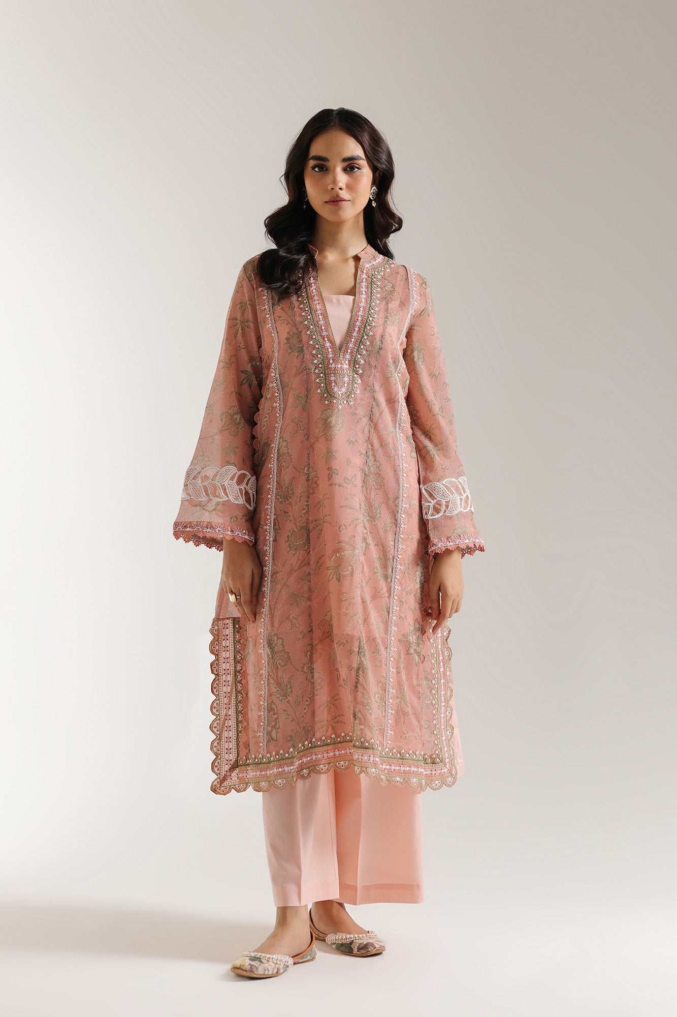 EMBROIDERED SUIT (E3201/103/327)