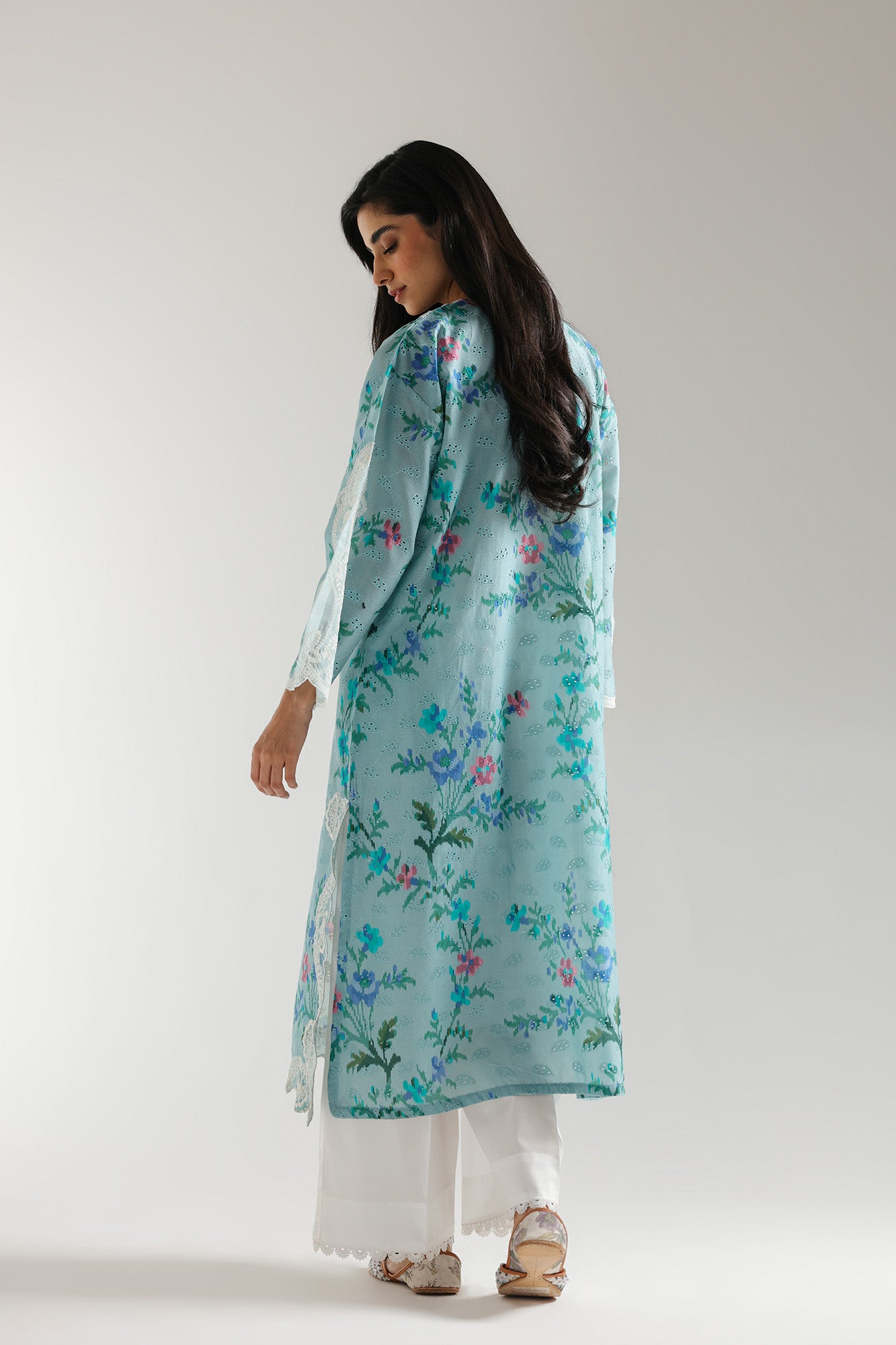 EMBROIDERED SUIT (E3204/103/616)