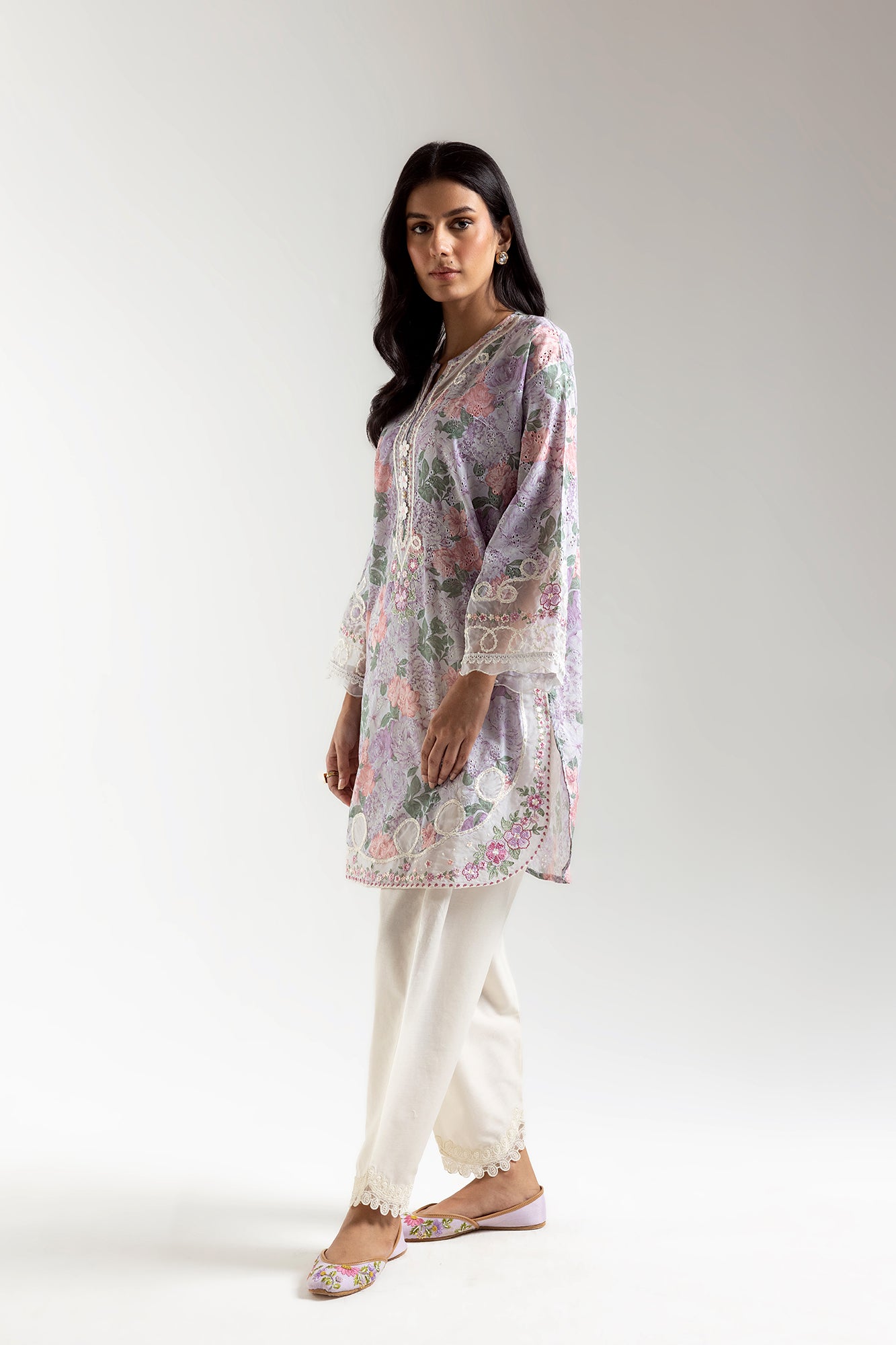 EMBROIDERED SUIT (E3208/103/515)