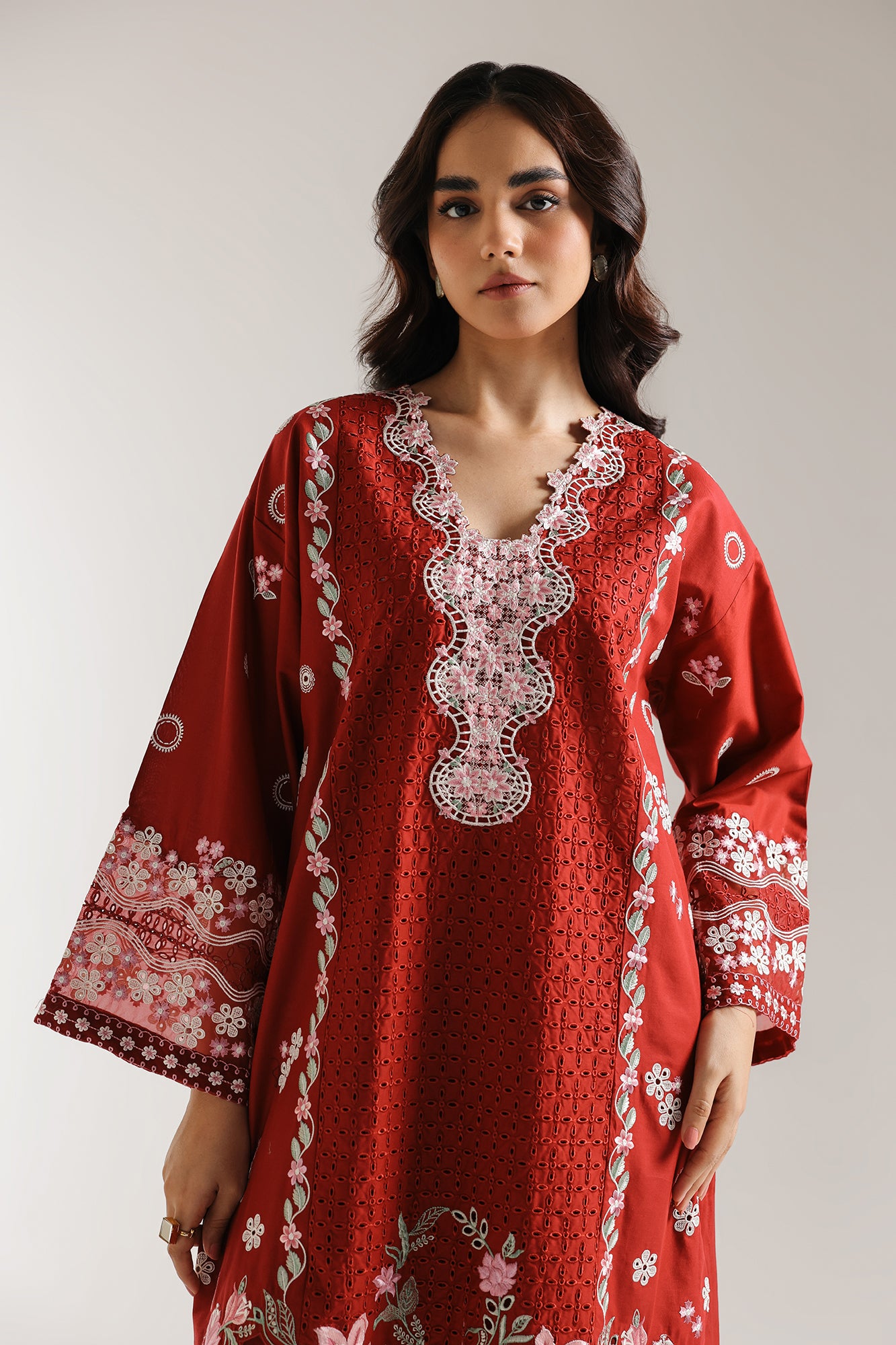 EMBROIDERED SUIT (E3238/103/416)
