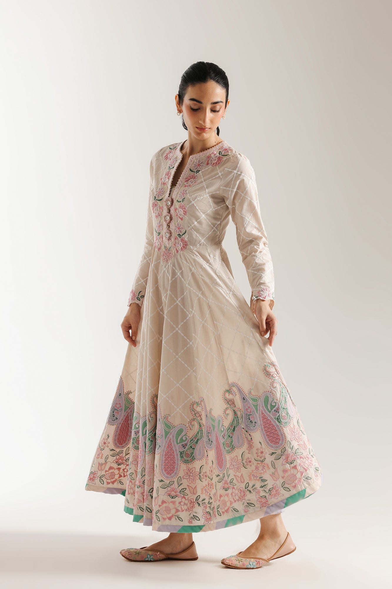 EMBROIDERED DRESS (E3256/103/006)