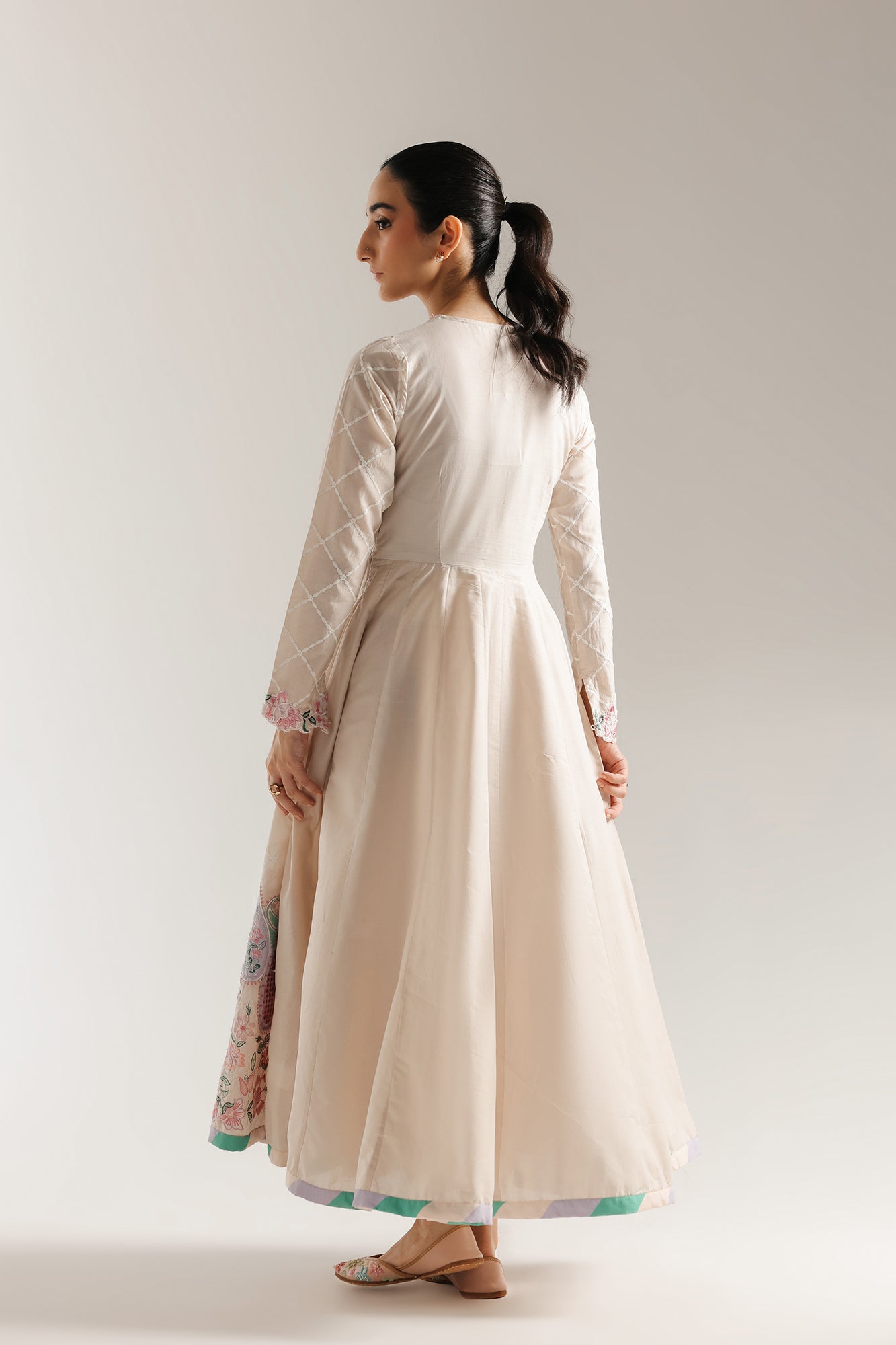 EMBROIDERED DRESS (E3256/103/006)