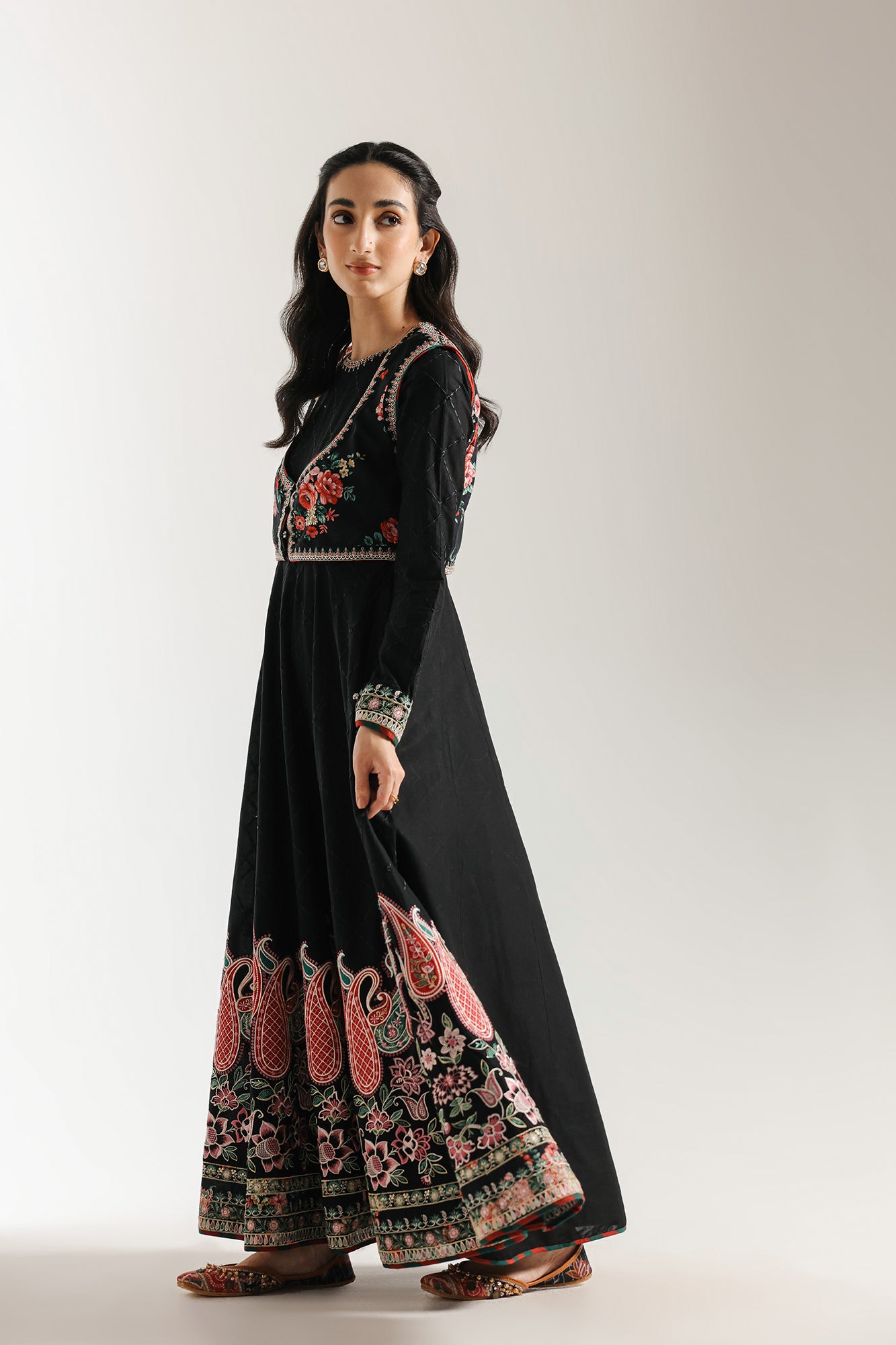 EMBROIDERED DRESS (E3259/103/901)