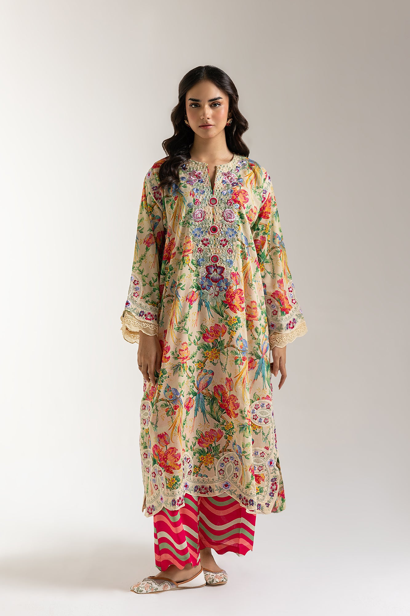 EMBROIDERED SUIT (E3276/103/101)