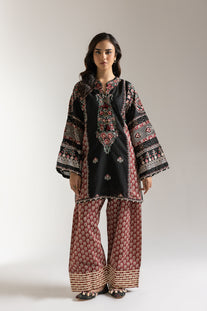 EMBROIDERED SUIT (E3277/103/901)