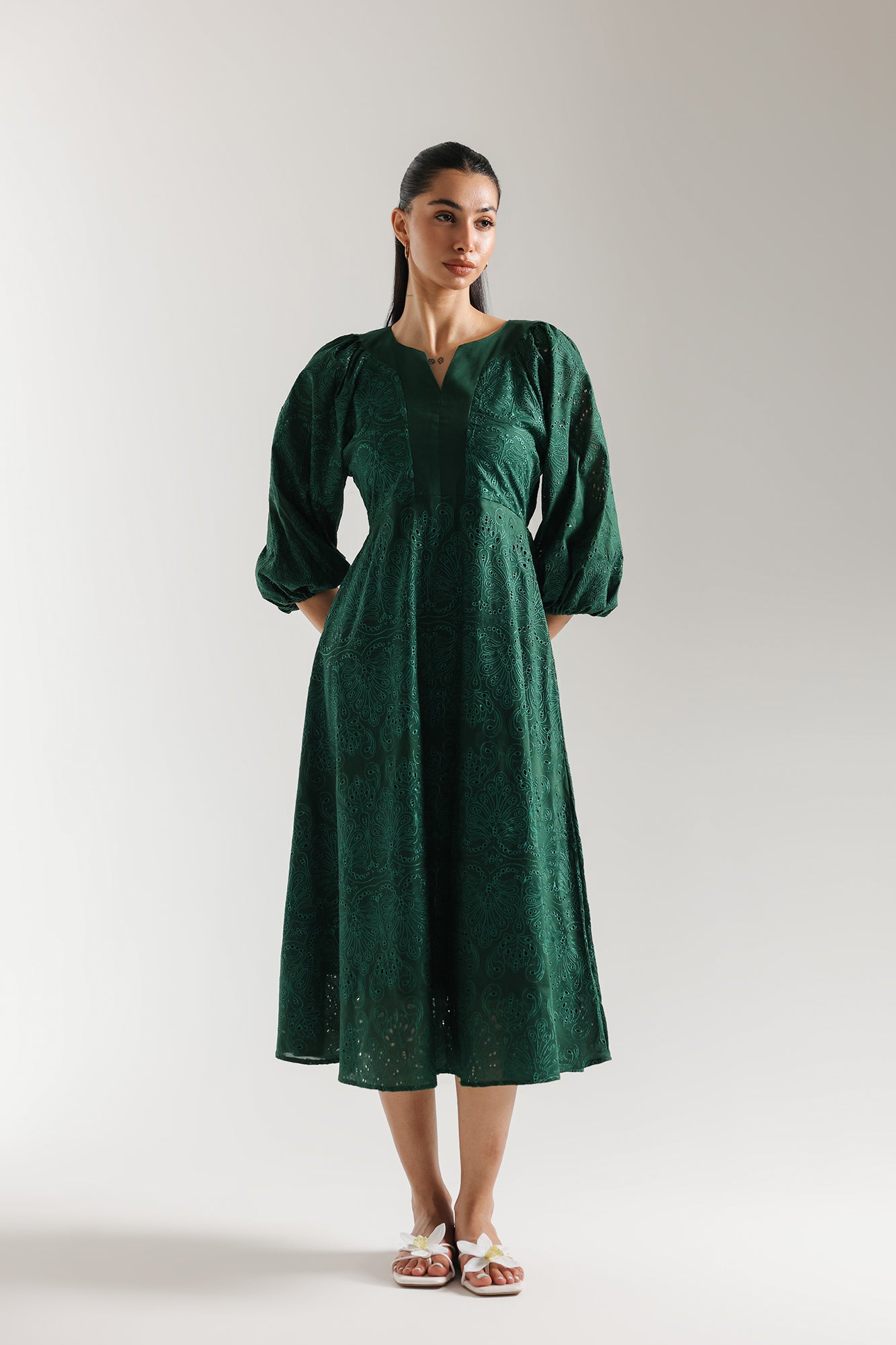 DRESS (E3303/108/709)