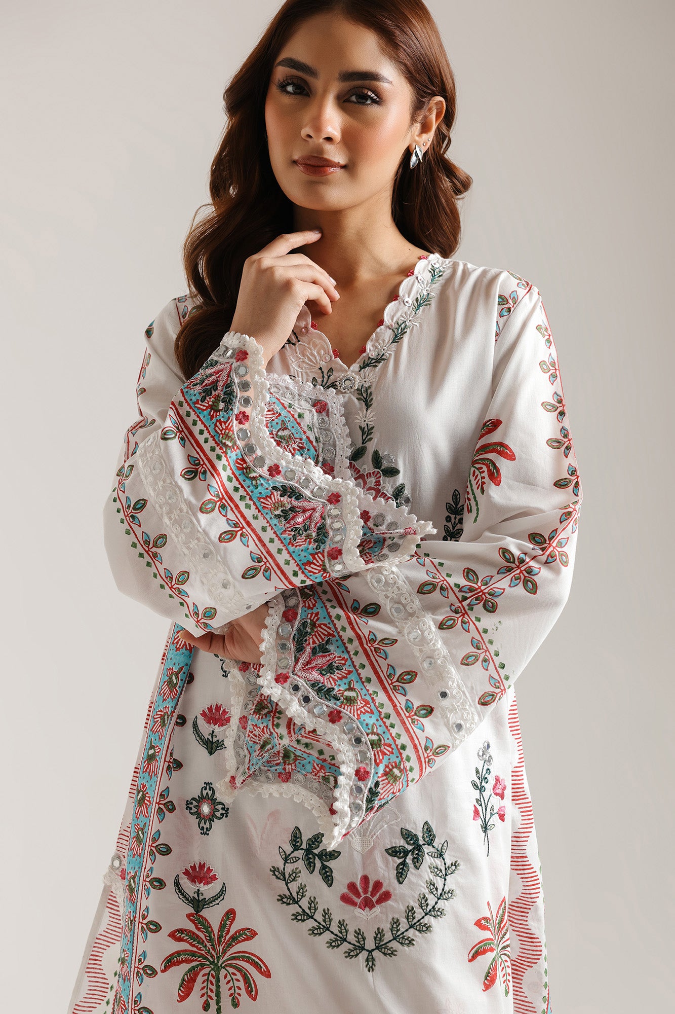 EMBROIDERED SUIT (E3431/103/003)