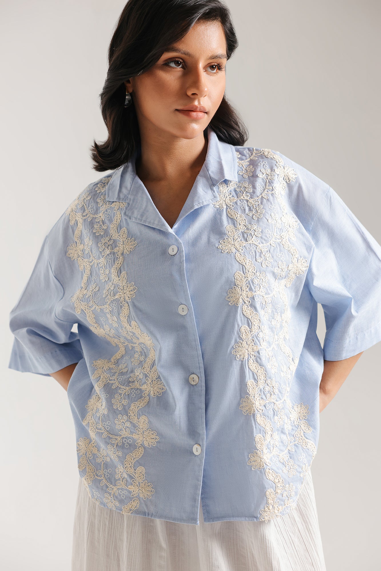 EMBROIDERED SHIRT (E3432/108/630)