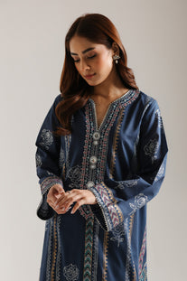 EMBROIDERED SUIT (E3439/103/622)