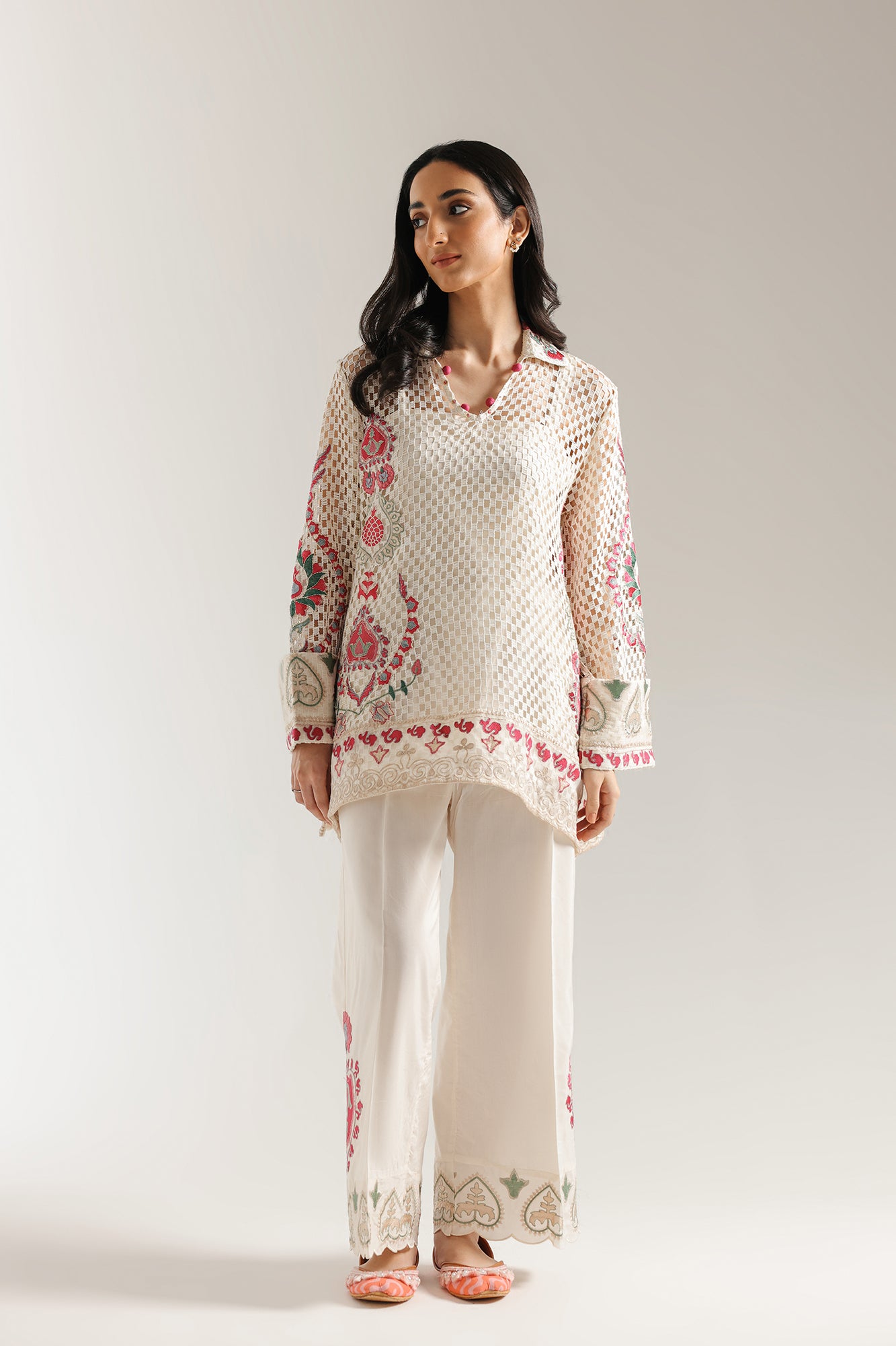 EMBROIDERED SUIT (E3487/103/002)