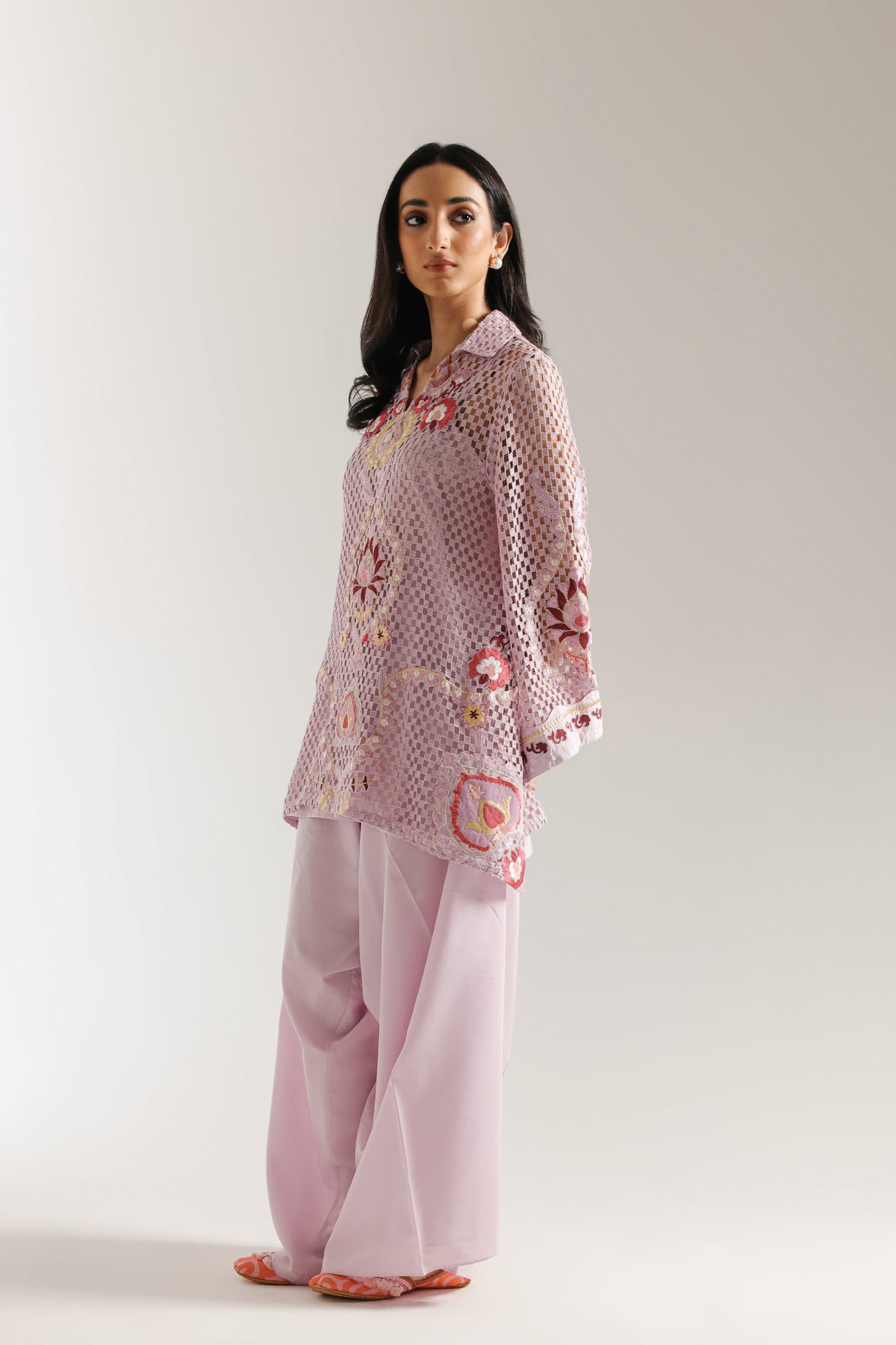 EMBROIDERED SUIT (E3488/103/513)