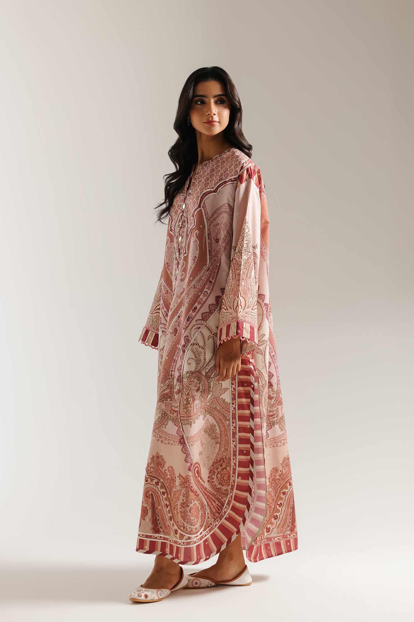EMBROIDERED DRESS (E3491/103/315)